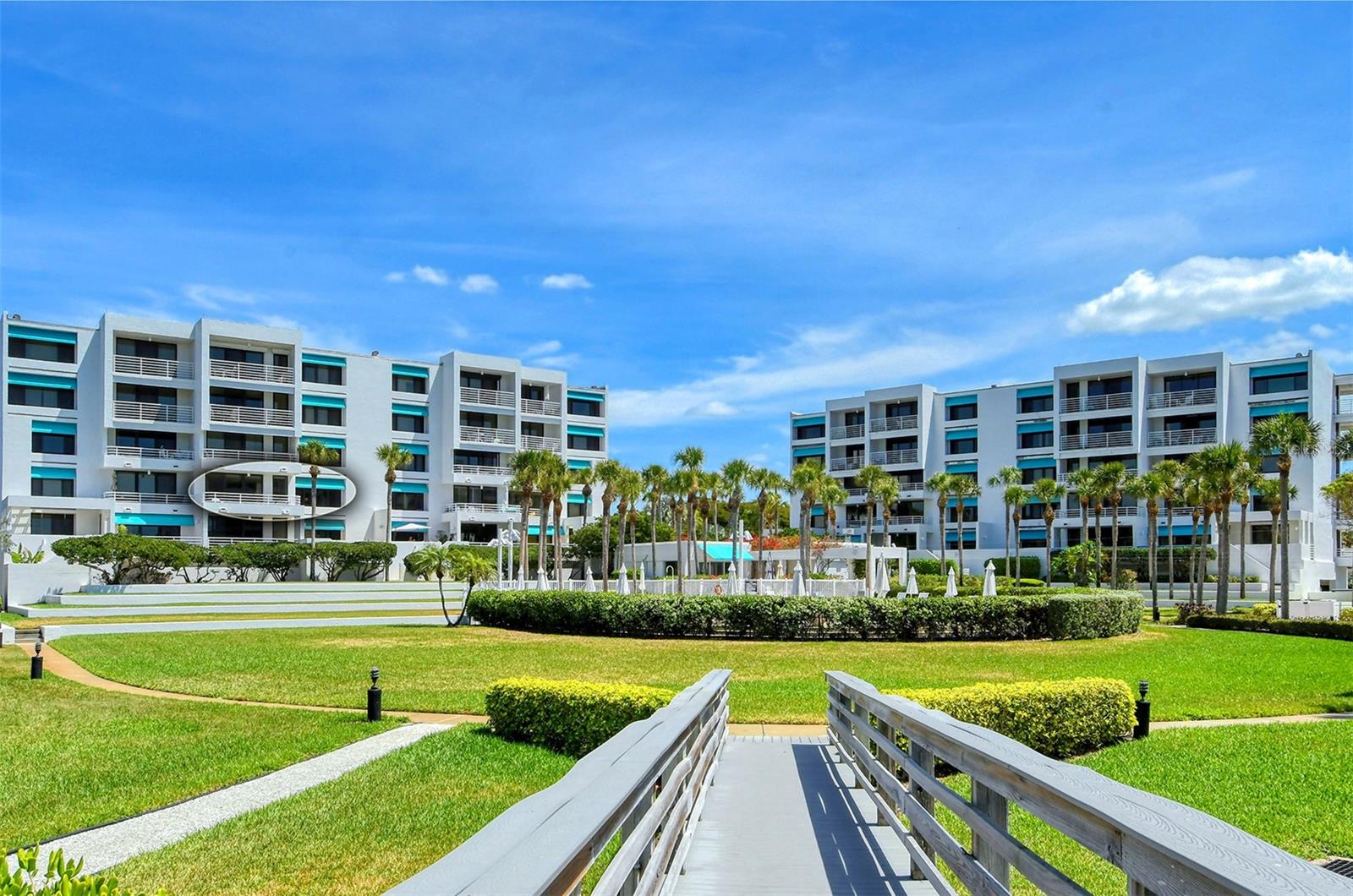 SUNSET BEACH - Residential Lease