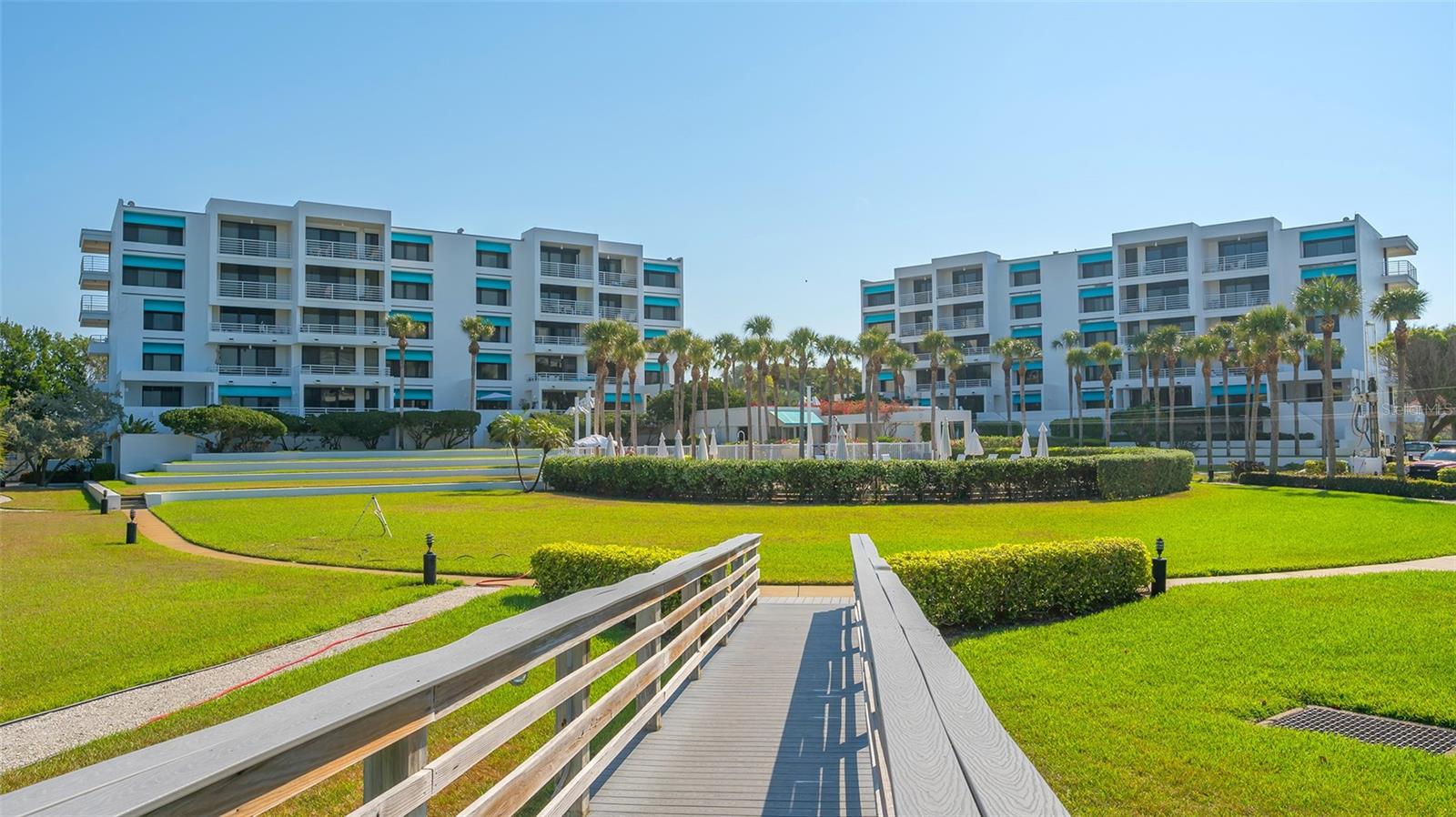 SUNSET BEACH - Residential Lease
