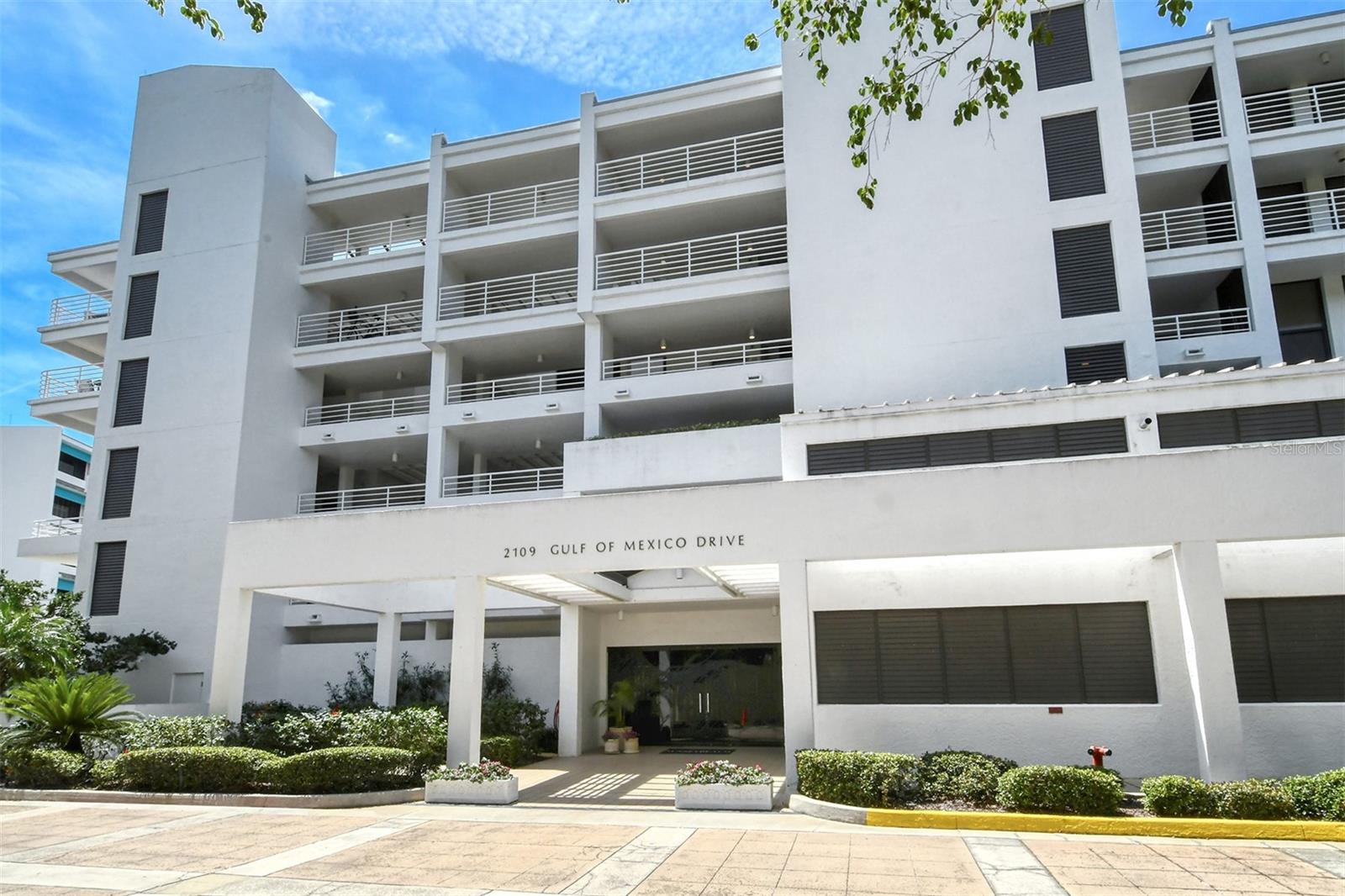 SUNSET BEACH - Residential Lease