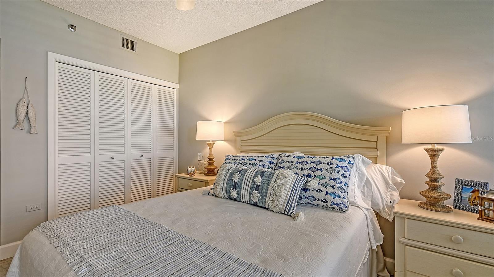 SUNSET BEACH - Residential Lease