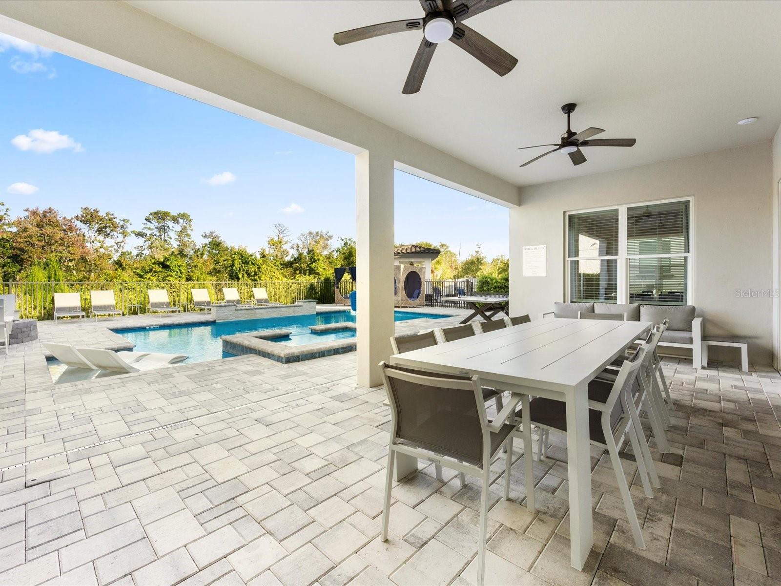 REUNION WEST VLGS NORTH - Residential