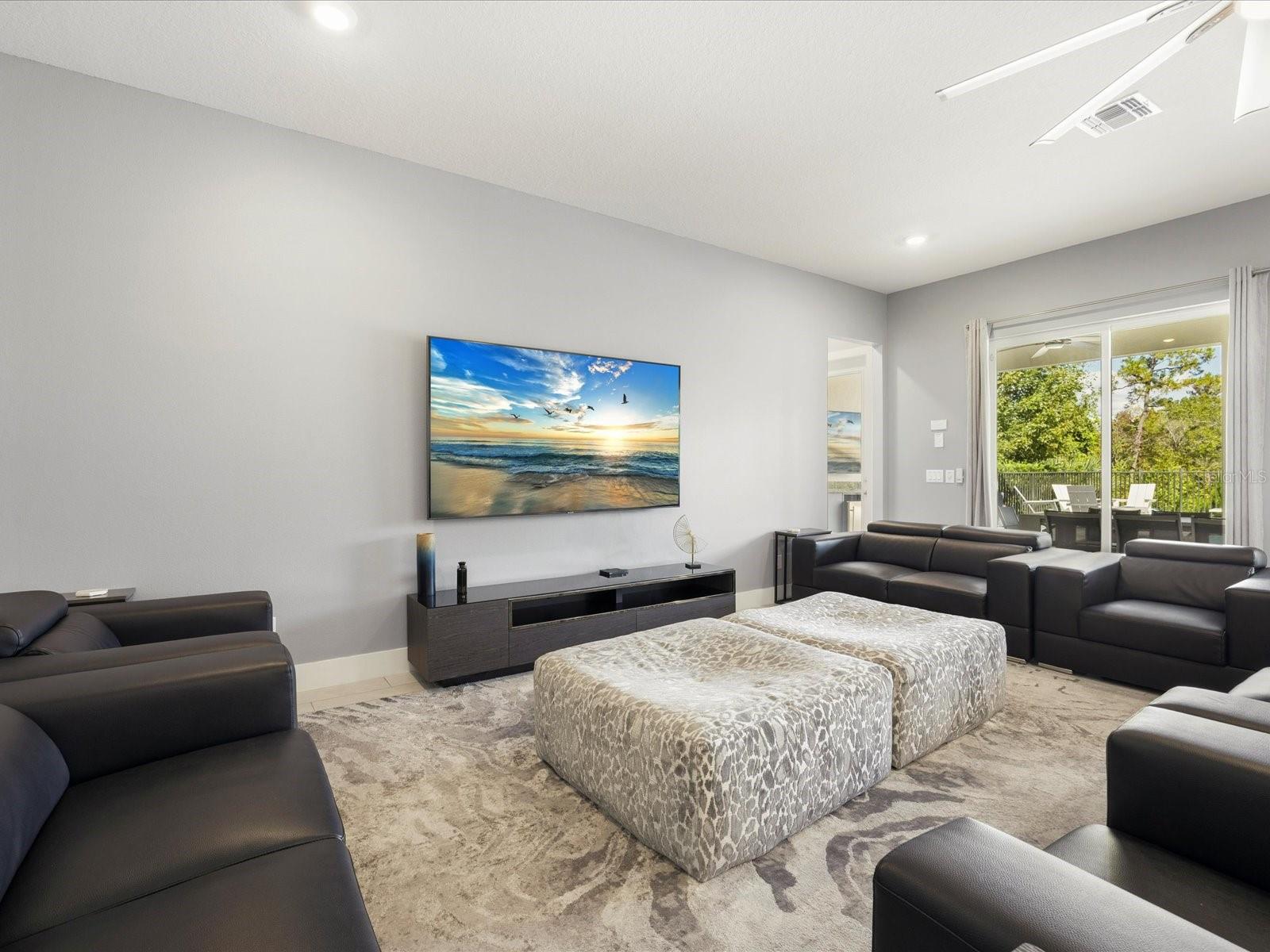 REUNION WEST VLGS NORTH - Residential