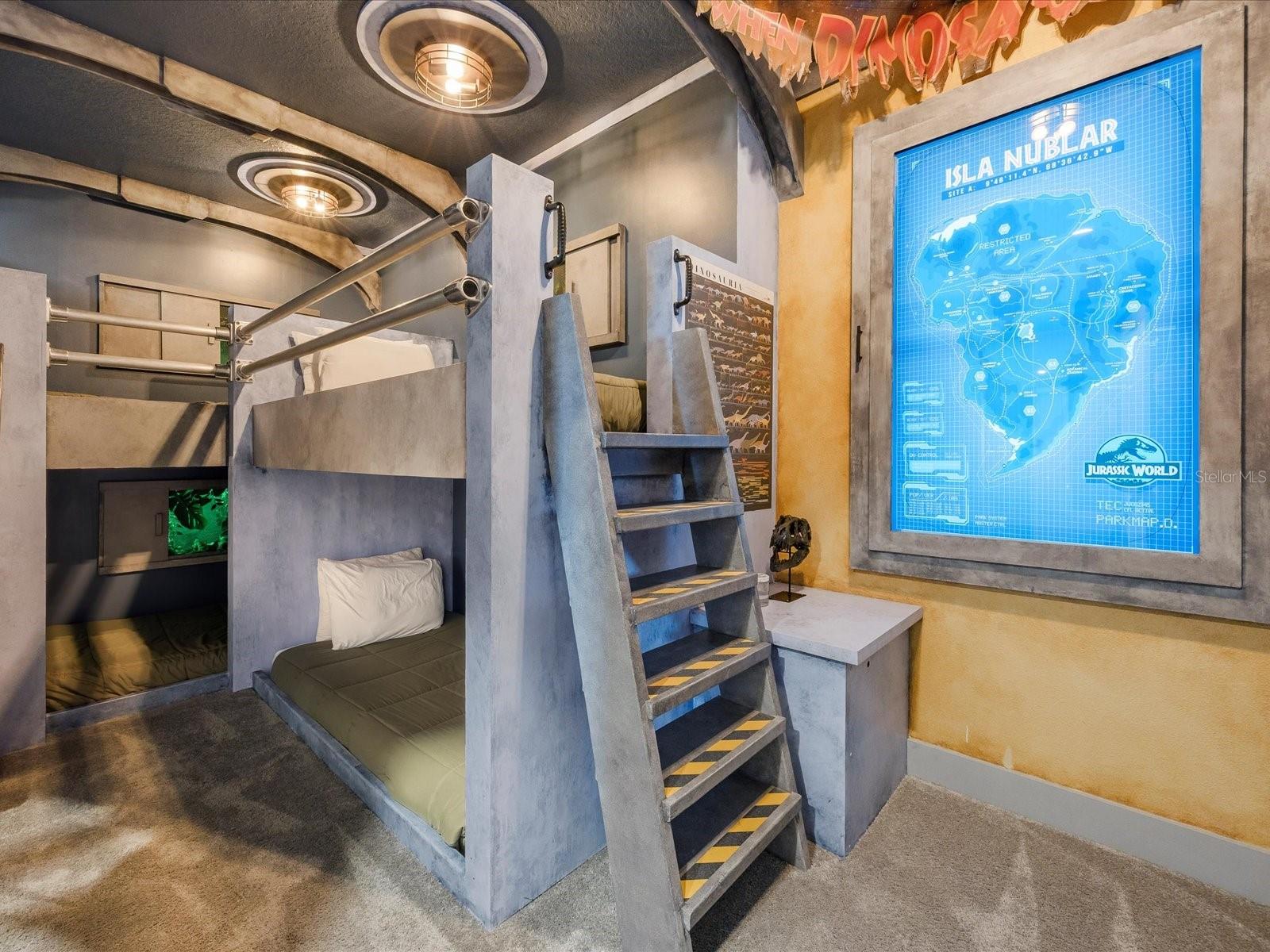 REUNION WEST VLGS NORTH - Residential