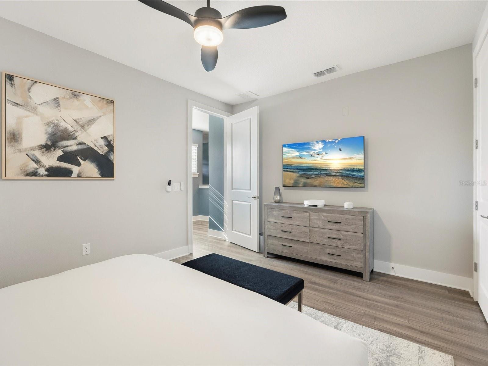 REUNION WEST VLGS NORTH - Residential