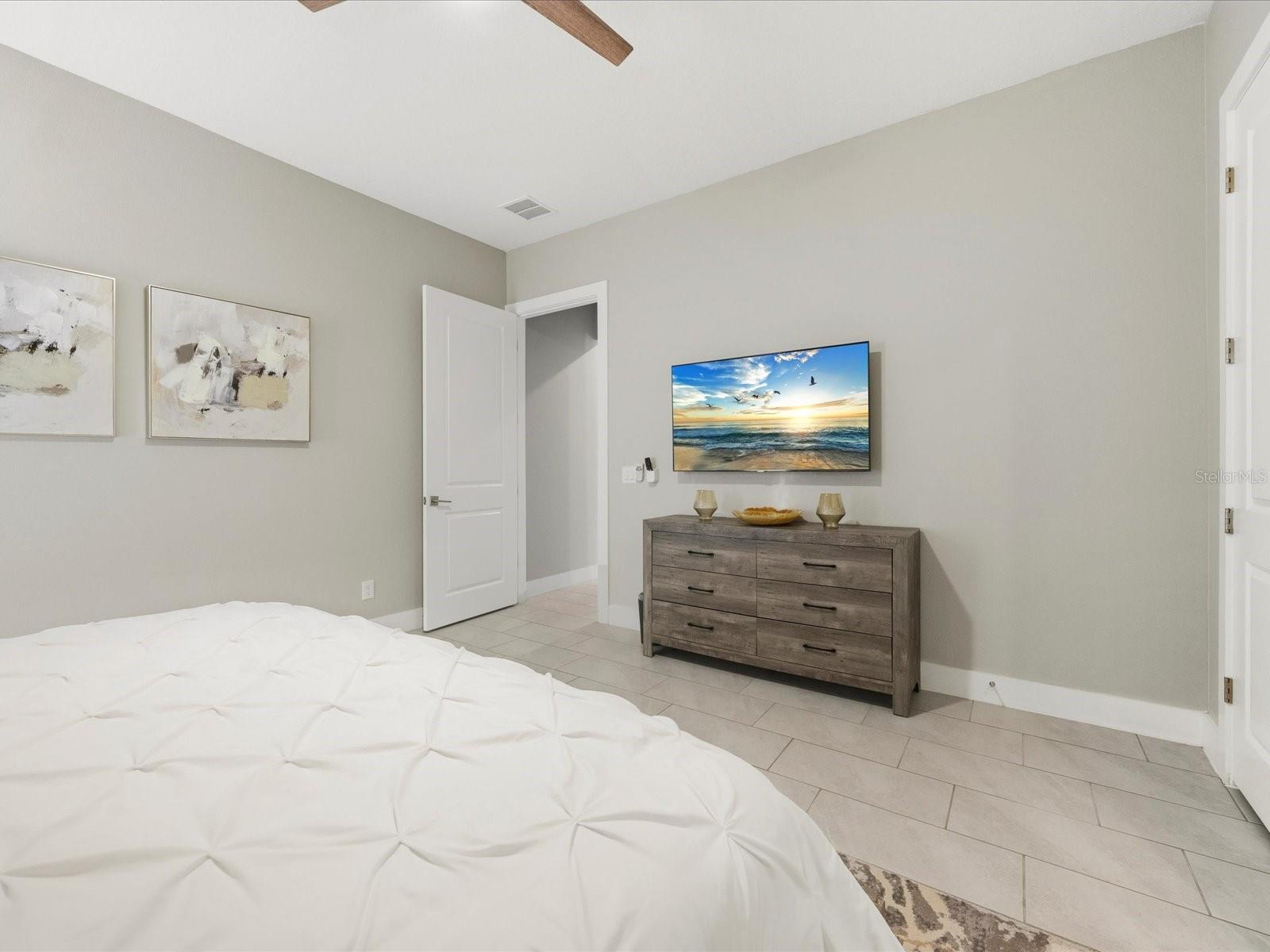 REUNION WEST VLGS NORTH - Residential