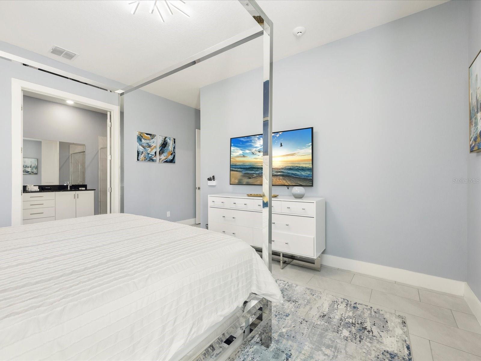 REUNION WEST VLGS NORTH - Residential