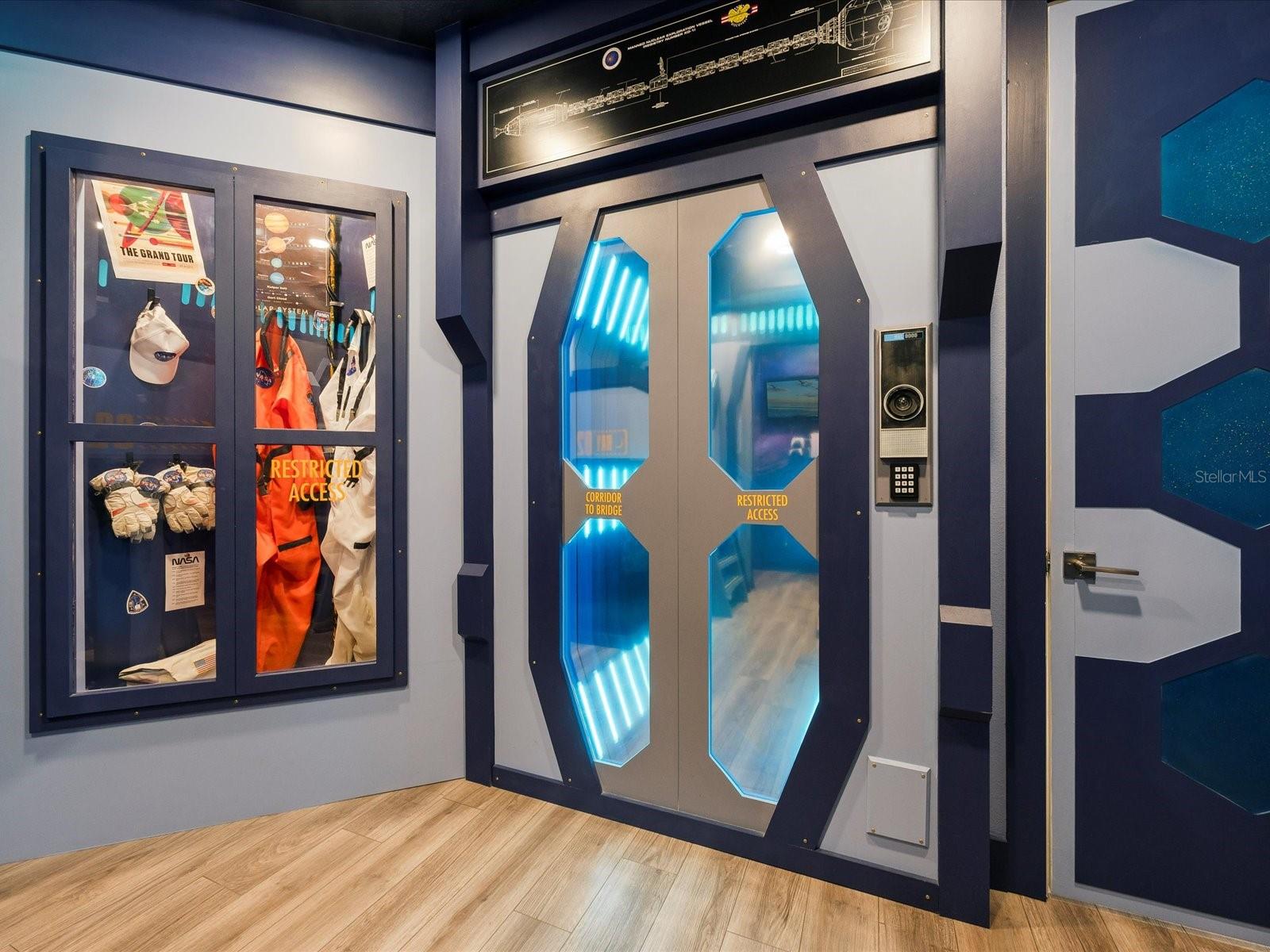 REUNION WEST VLGS NORTH - Residential