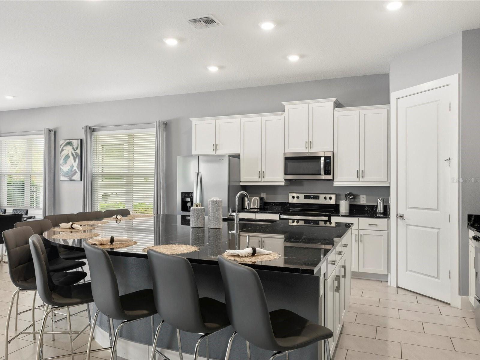 REUNION WEST VLGS NORTH - Residential