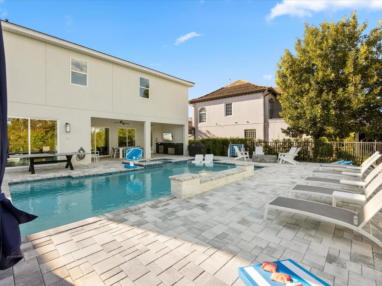 REUNION WEST VLGS NORTH - Residential