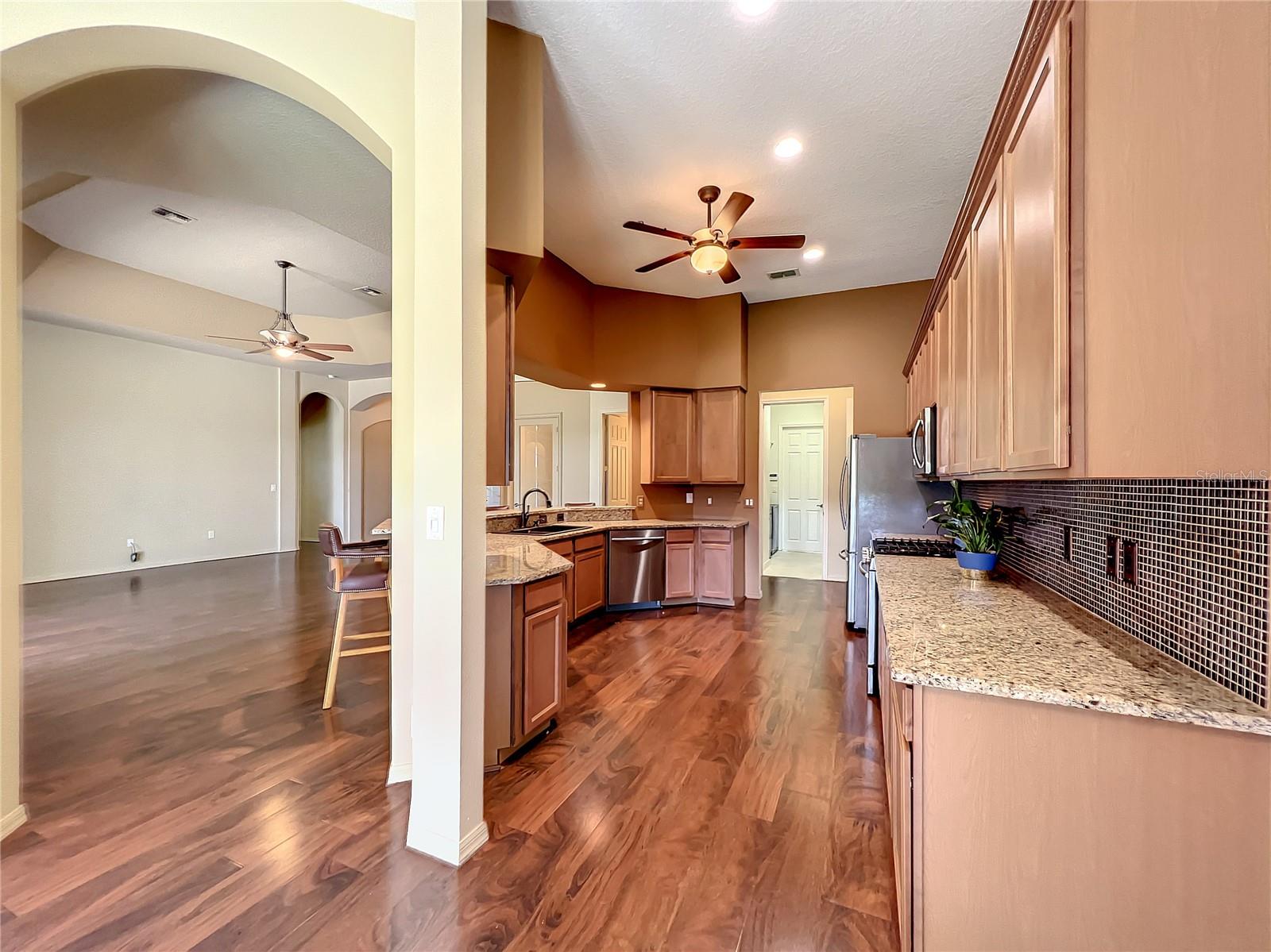 GROVELAND CASCADES GROVELAND PH 01 - Residential