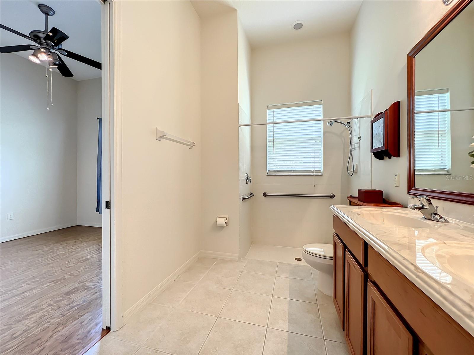 GROVELAND CASCADES GROVELAND PH 01 - Residential