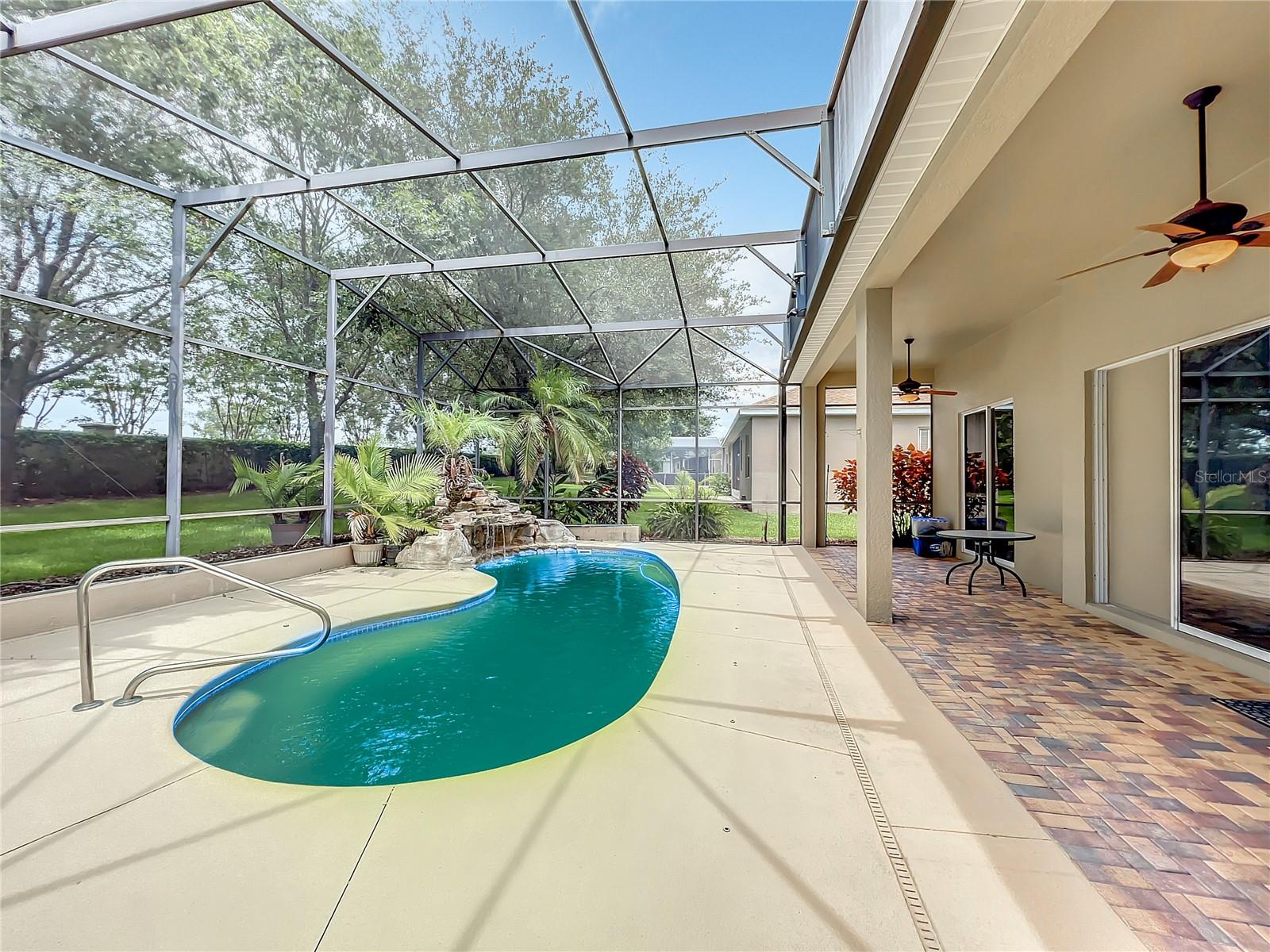 GROVELAND CASCADES GROVELAND PH 01 - Residential