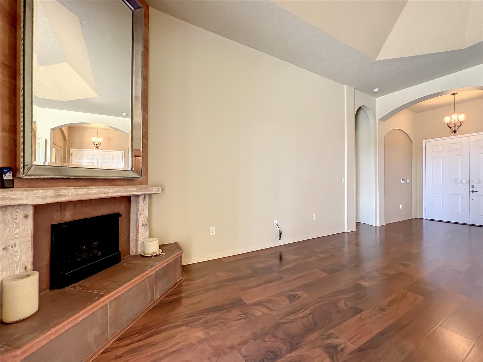 GROVELAND CASCADES GROVELAND PH 01 - Residential