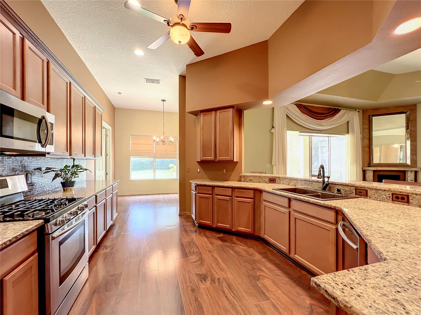 GROVELAND CASCADES GROVELAND PH 01 - Residential