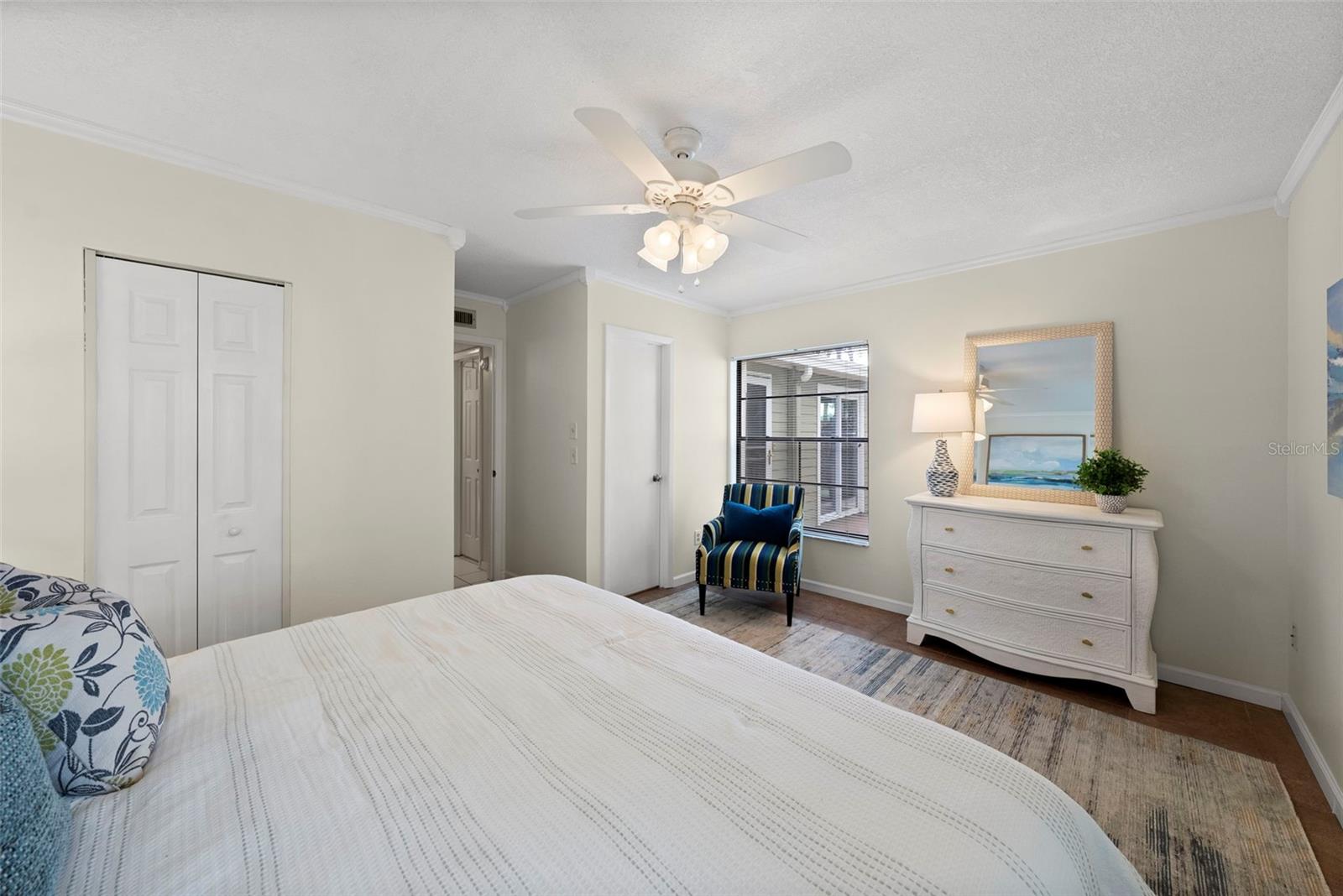 GLEN ELLEN VILLAGE - Residential