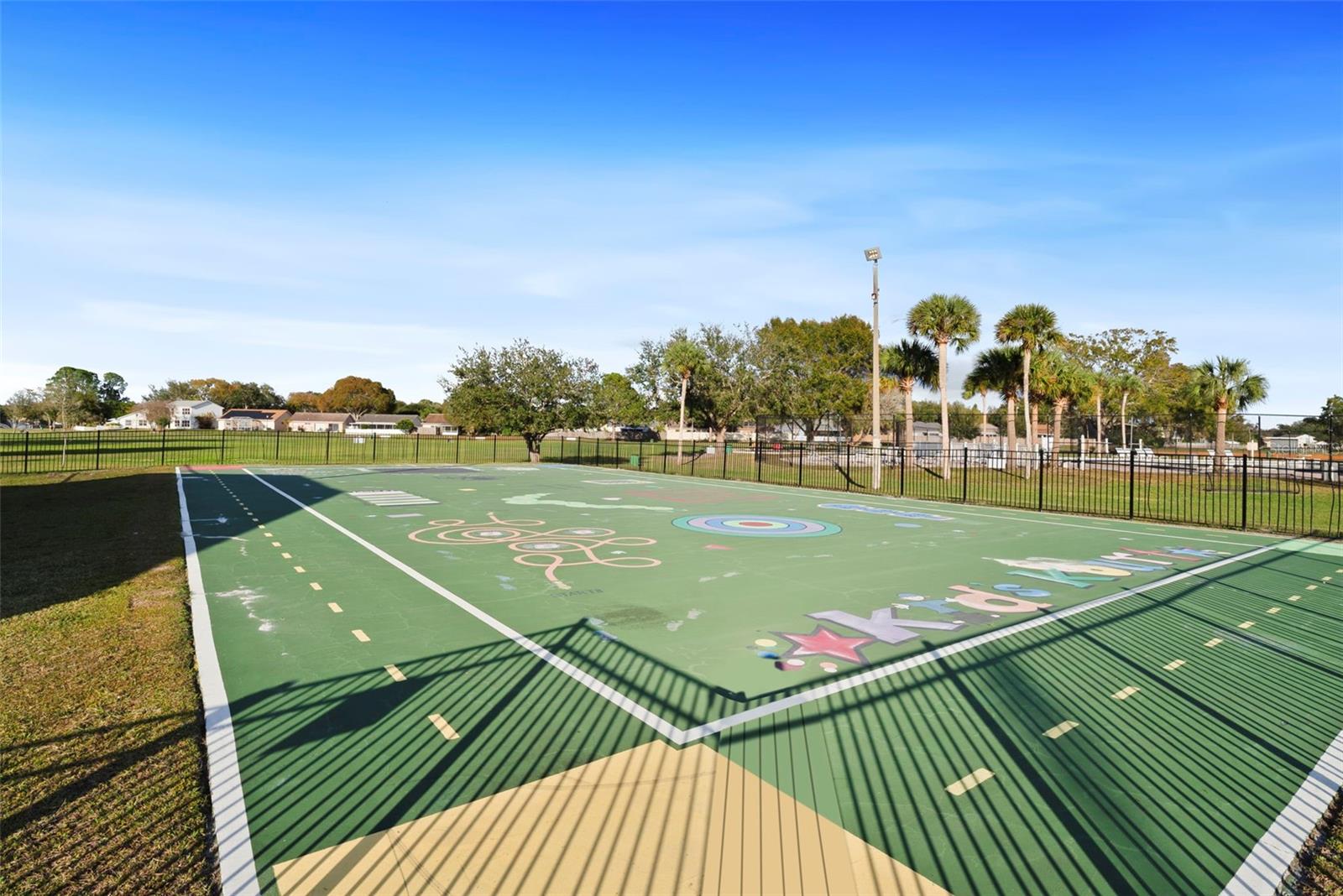 GLEN ELLEN VILLAGE - Residential