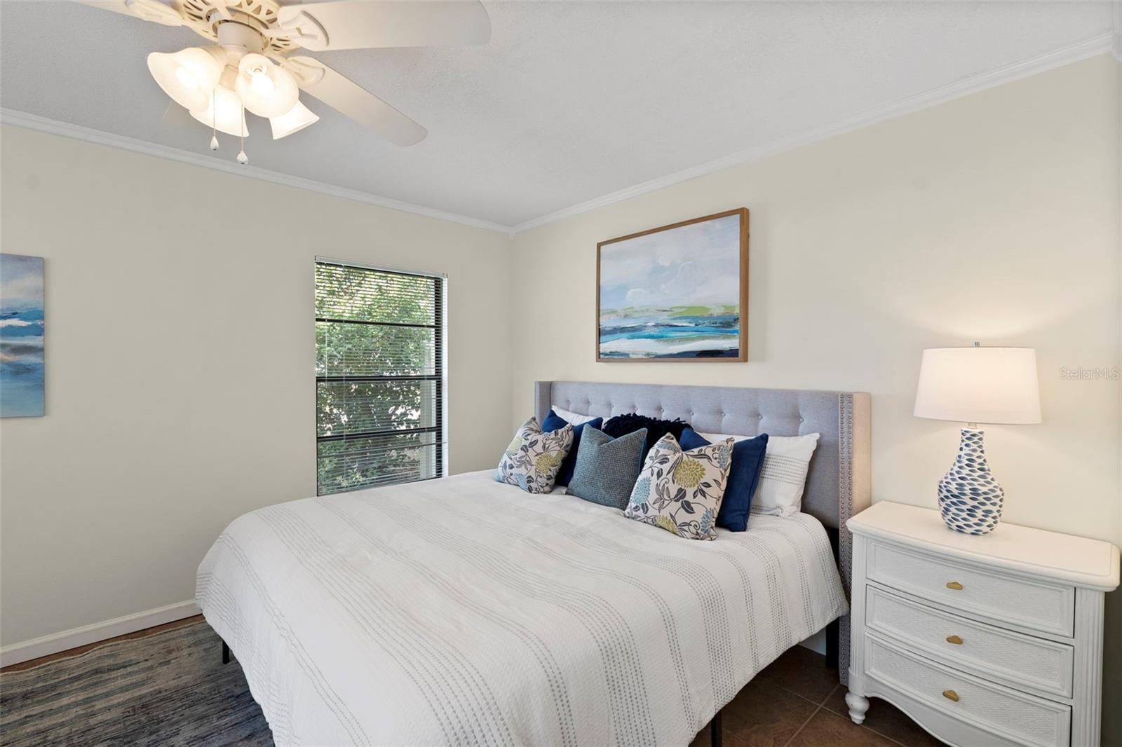 10703 MEADOWGLEN LANE