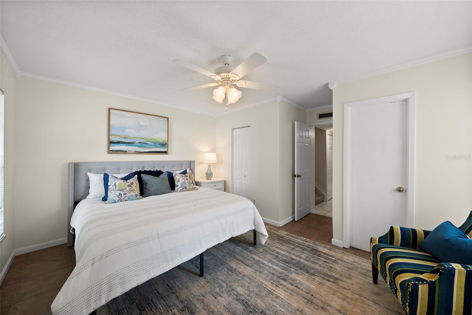 GLEN ELLEN VILLAGE - Residential