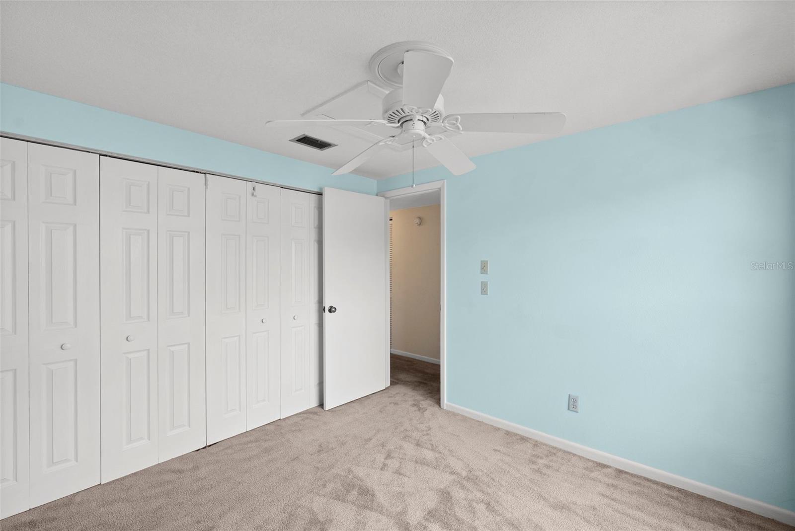 GLEN ELLEN VILLAGE - Residential