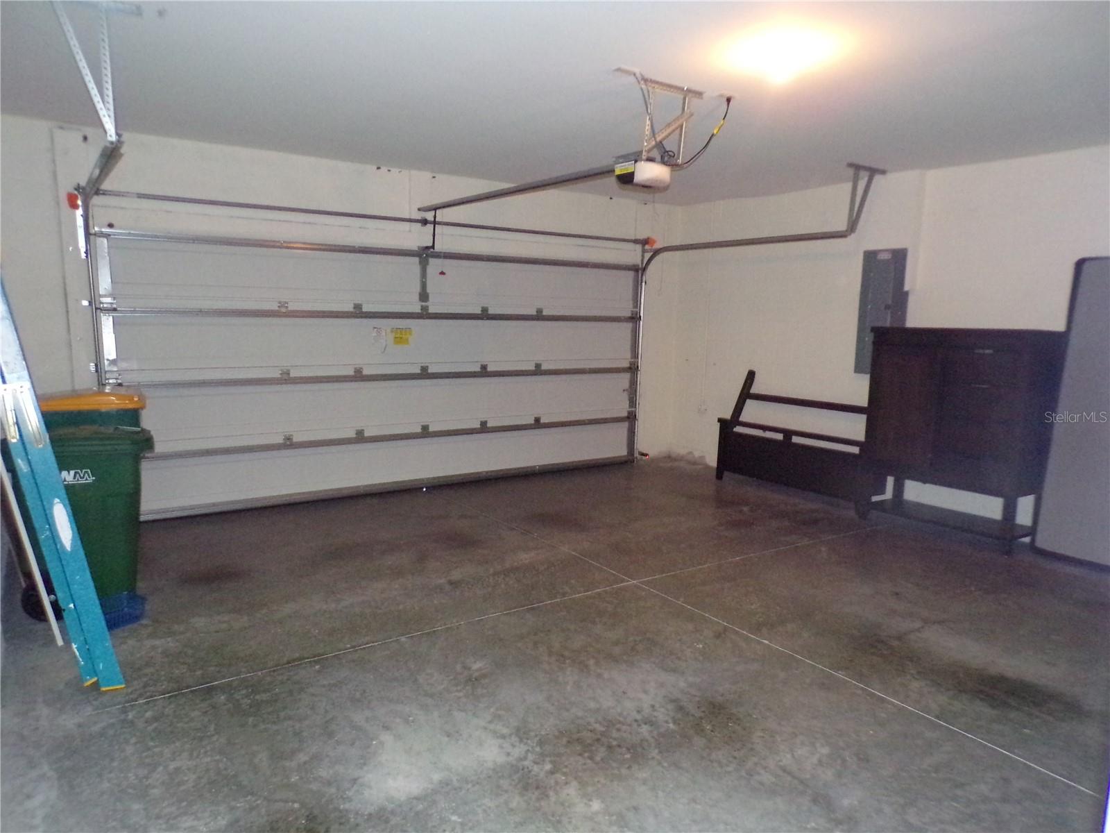 WATERFORD ESTATES - Residential Lease