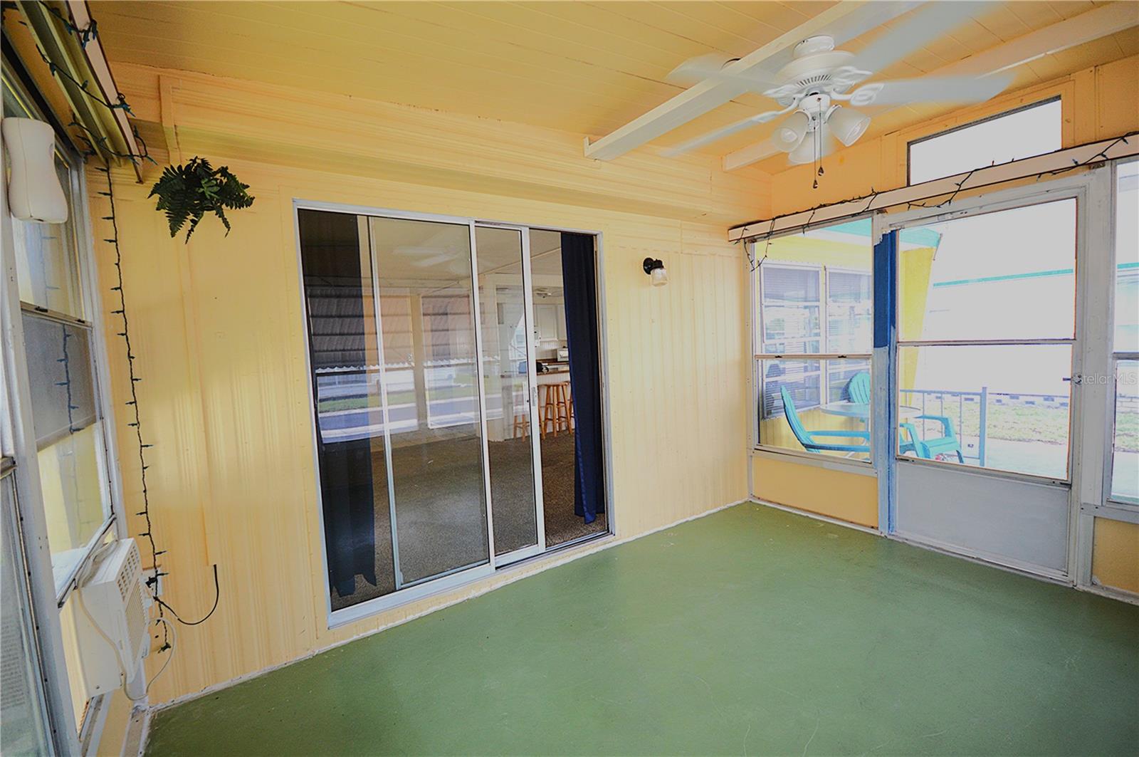 TARPON SHORES MOBILE HOME VILLAGE UNREC - Residential