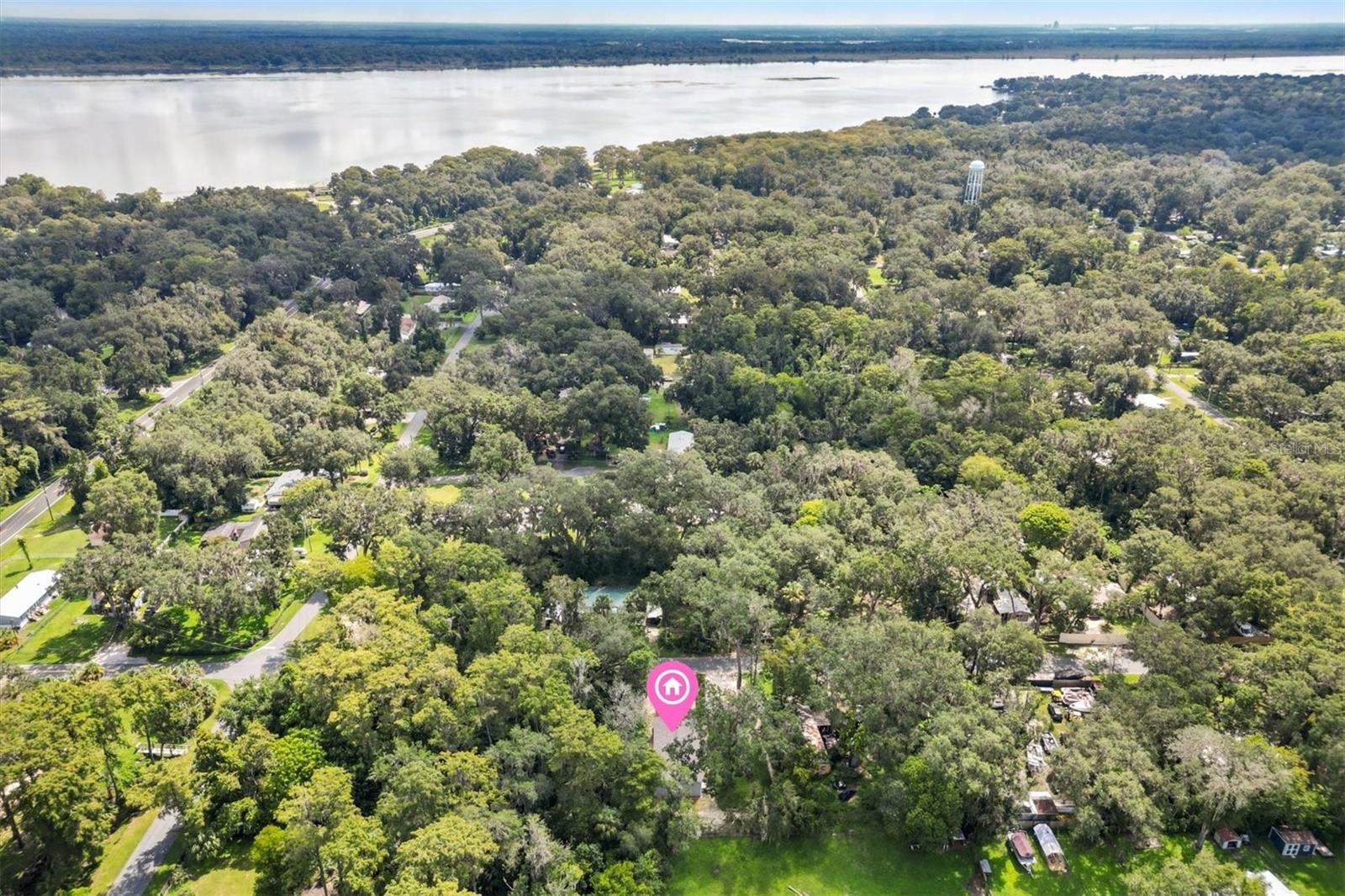 PANA-COO-CHEE RETREATS - Residential