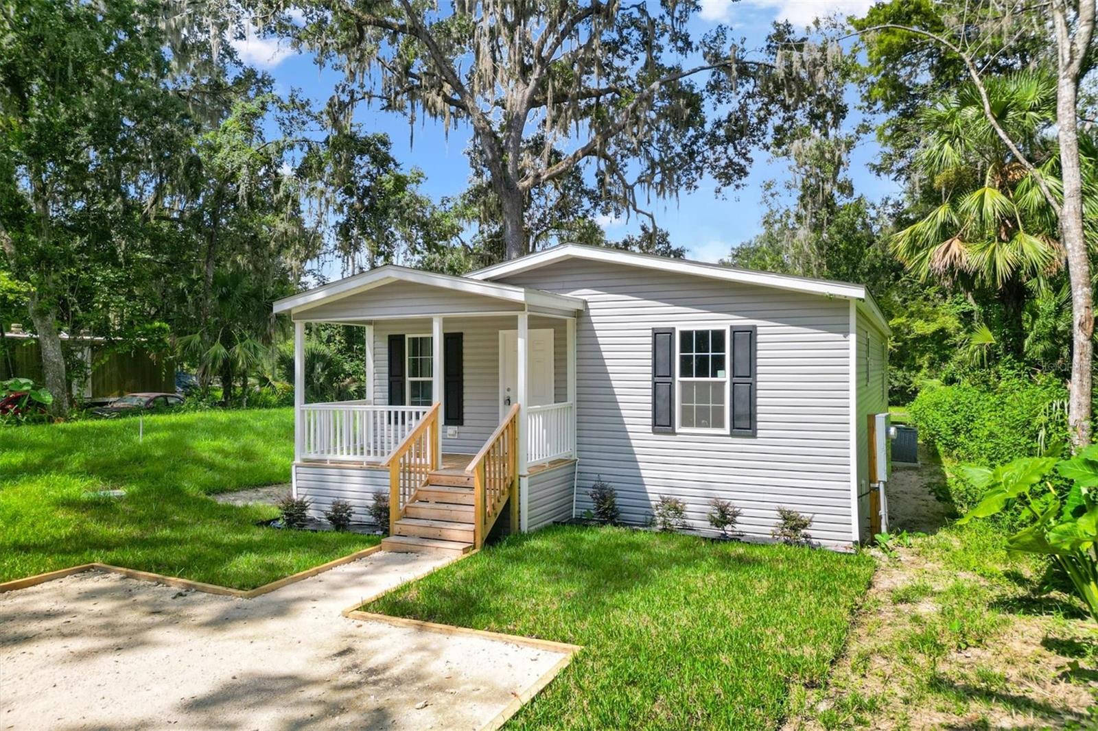 PANA-COO-CHEE RETREATS - Residential