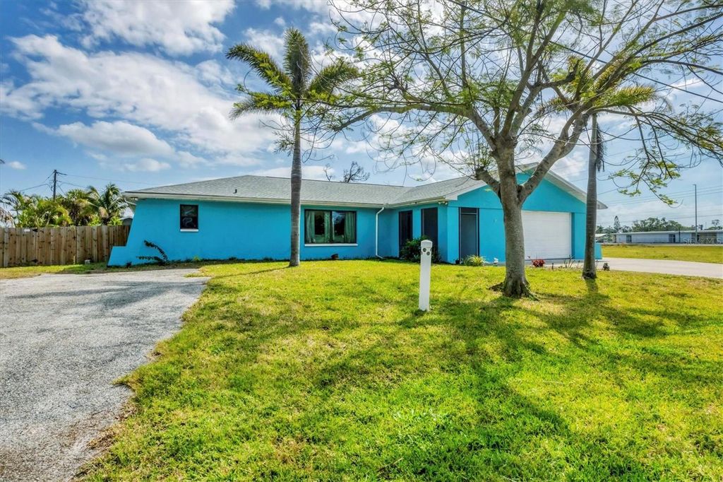 Photo of 9040 Everington Road, Englewood, FL 34224 (MLS # D6143358)