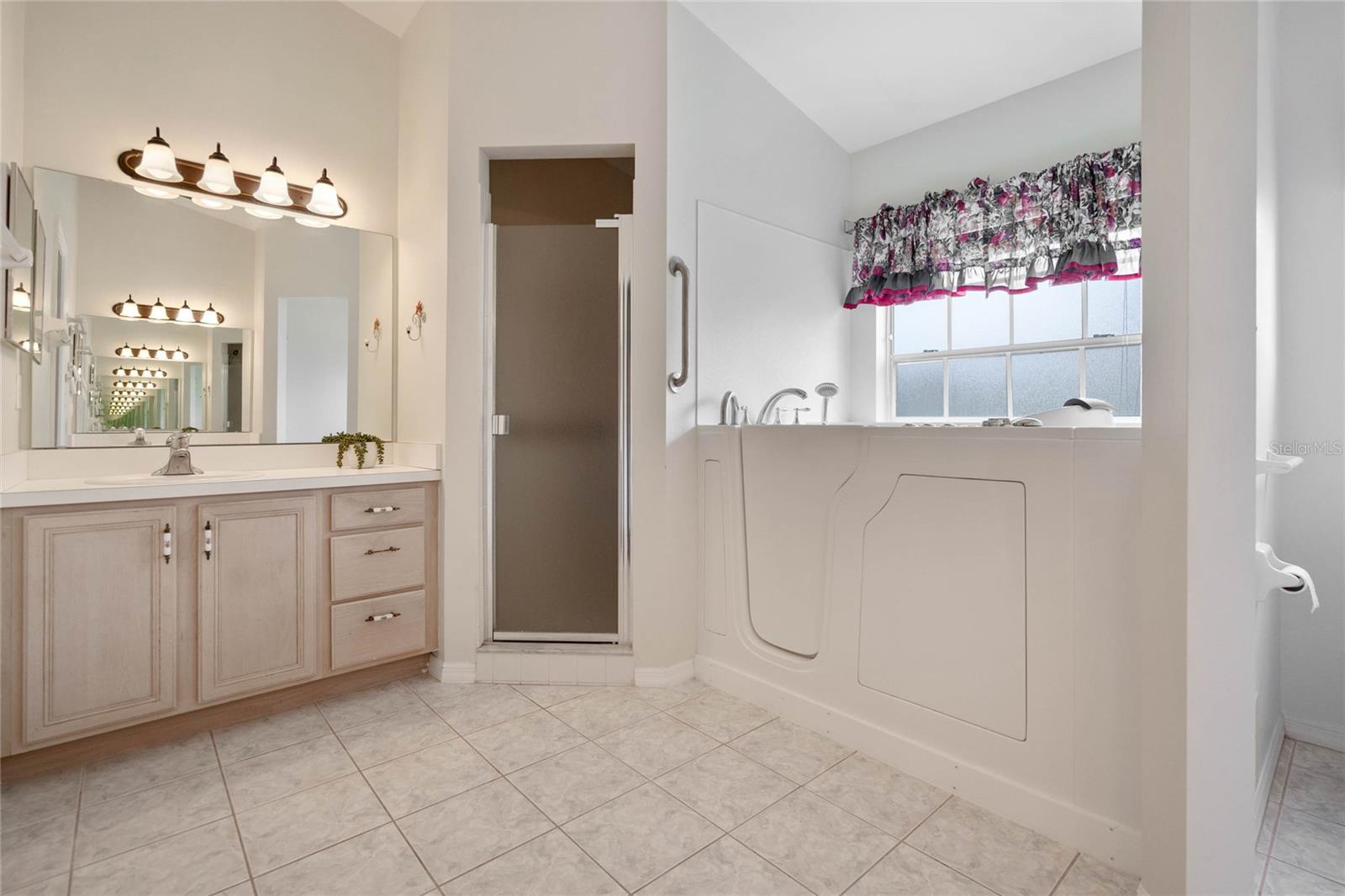 PLANTATION AT LEESBURG GREENTREE - Residential