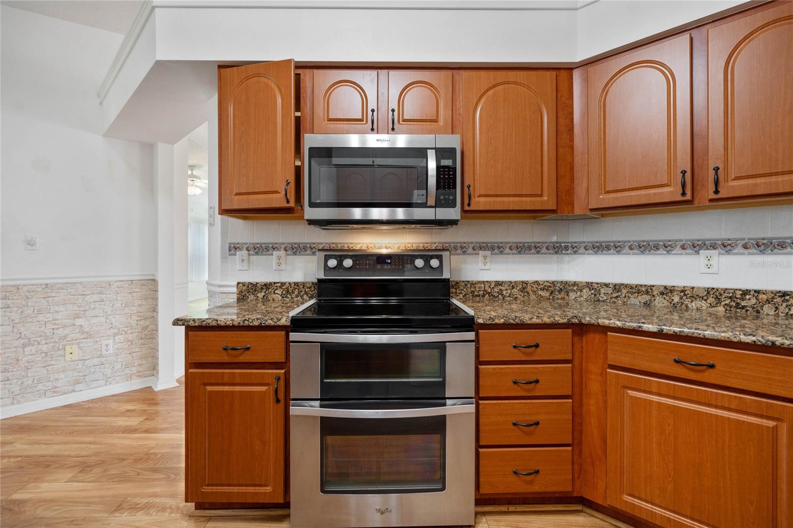 PLANTATION AT LEESBURG GREENTREE - Residential