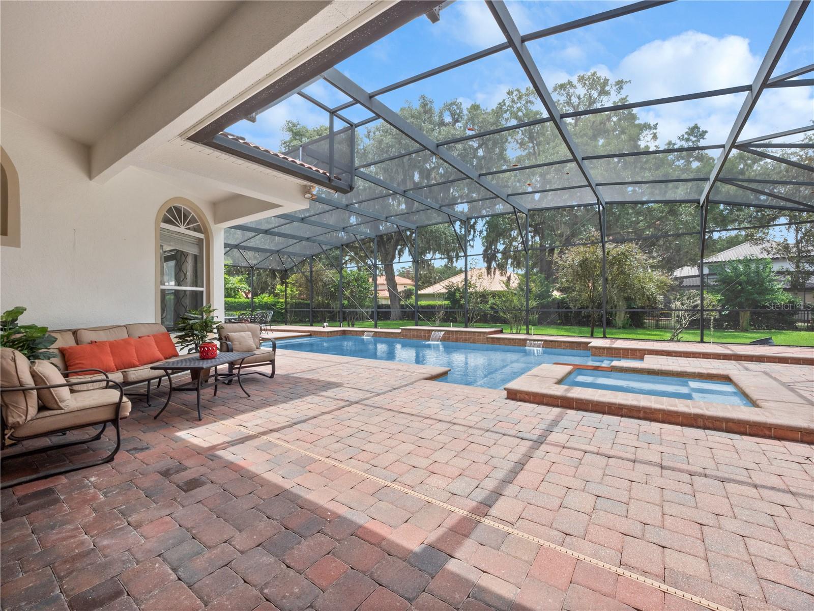 8531 CYPRESS HOLLOW COURT
