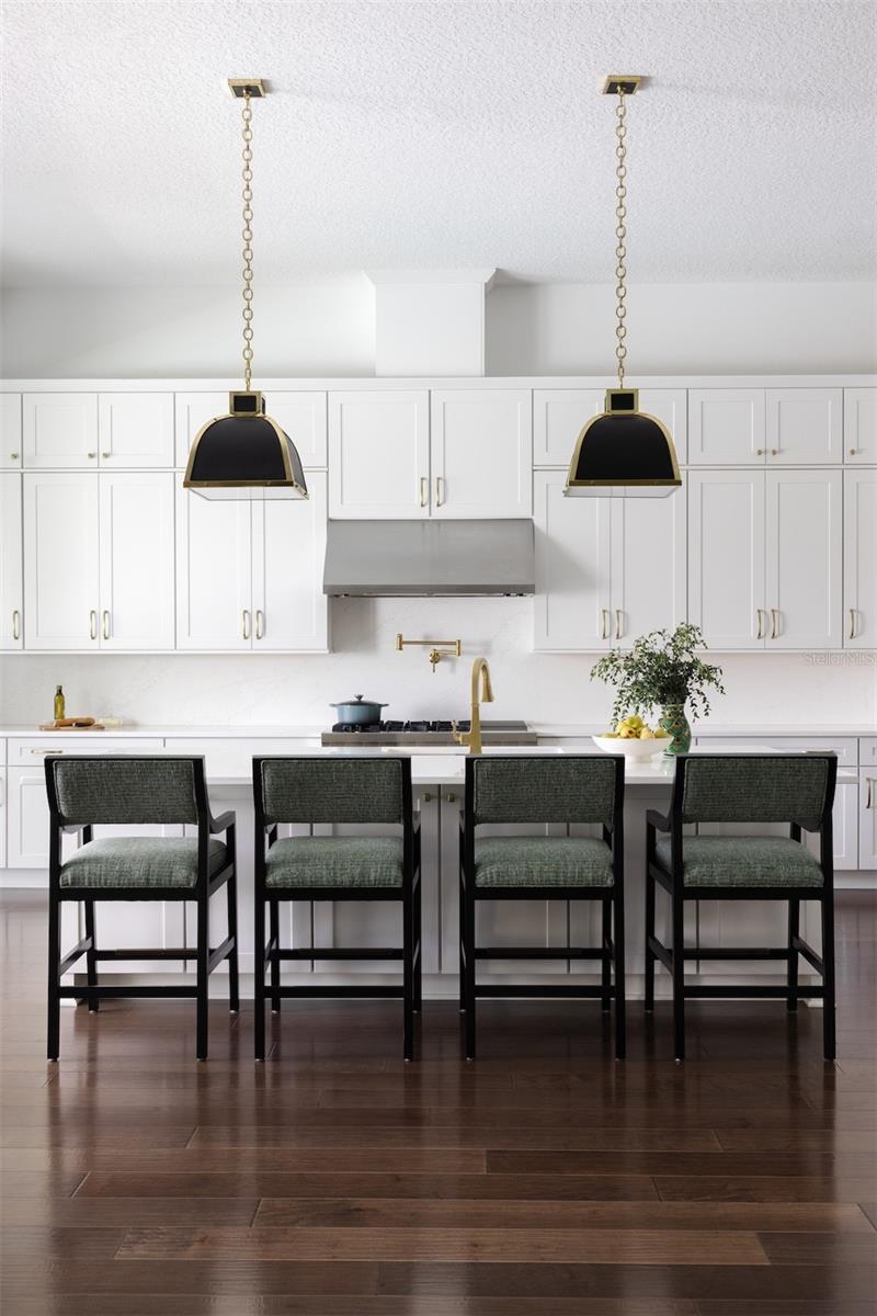 LAUREL POINTE PH 1 - Residential