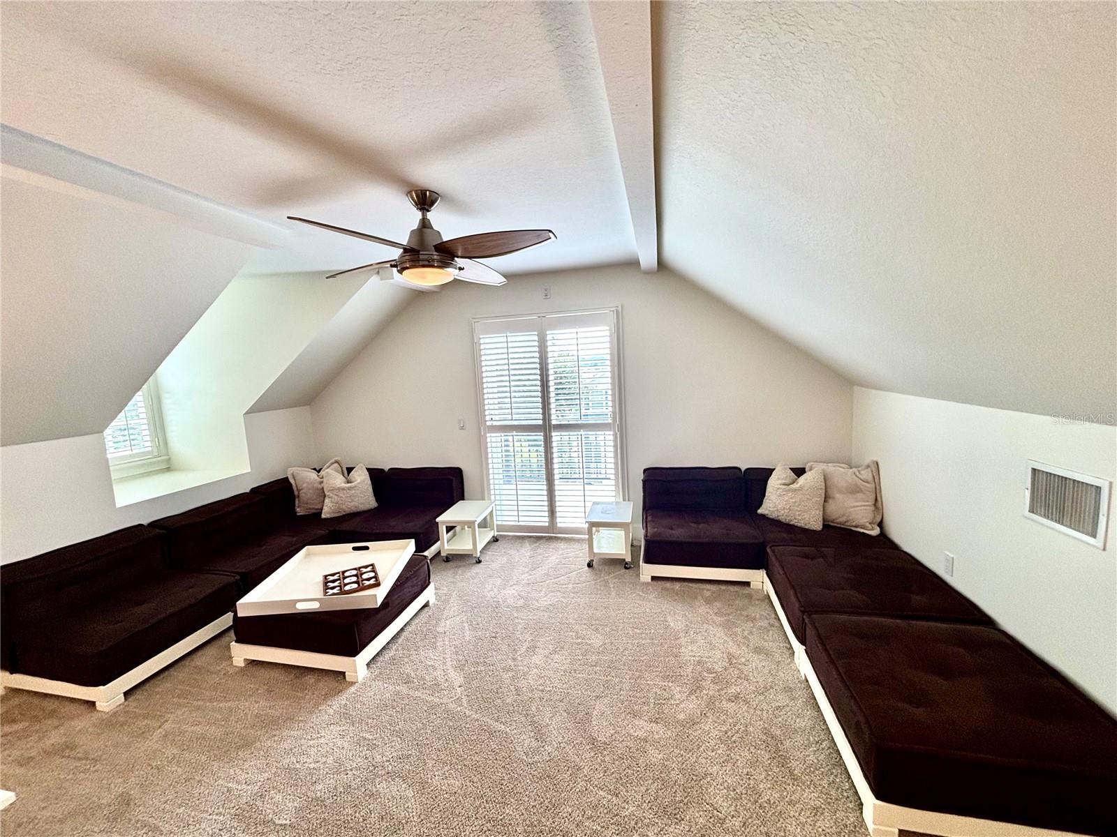 VILLAGE/SCOTT LAKE - Residential