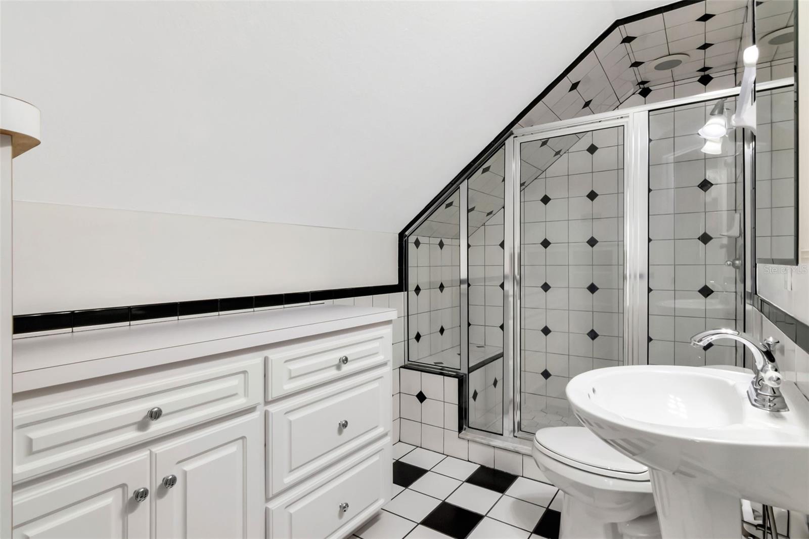 VILLAGE/SCOTT LAKE - Residential