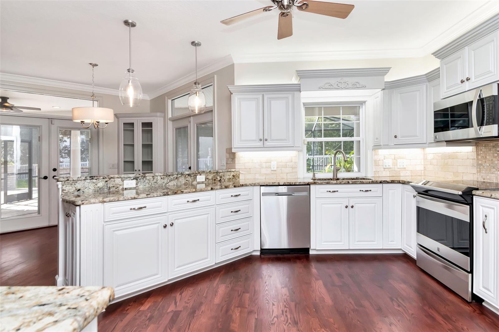 VILLAGE/SCOTT LAKE - Residential