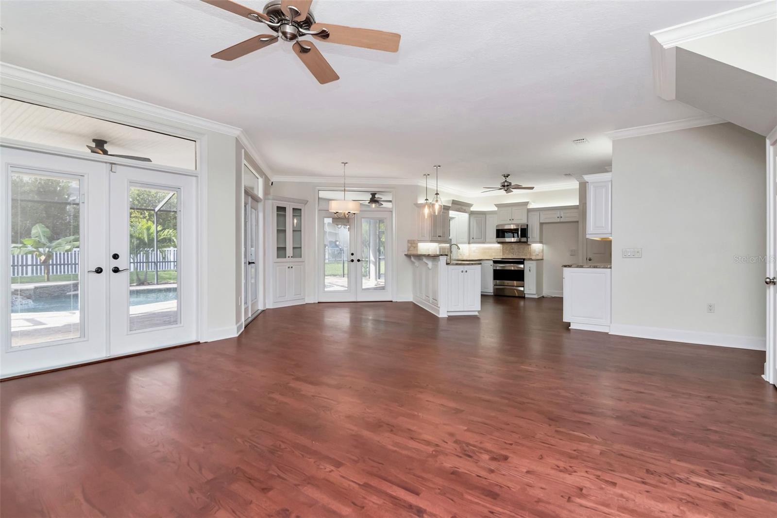 VILLAGE/SCOTT LAKE - Residential