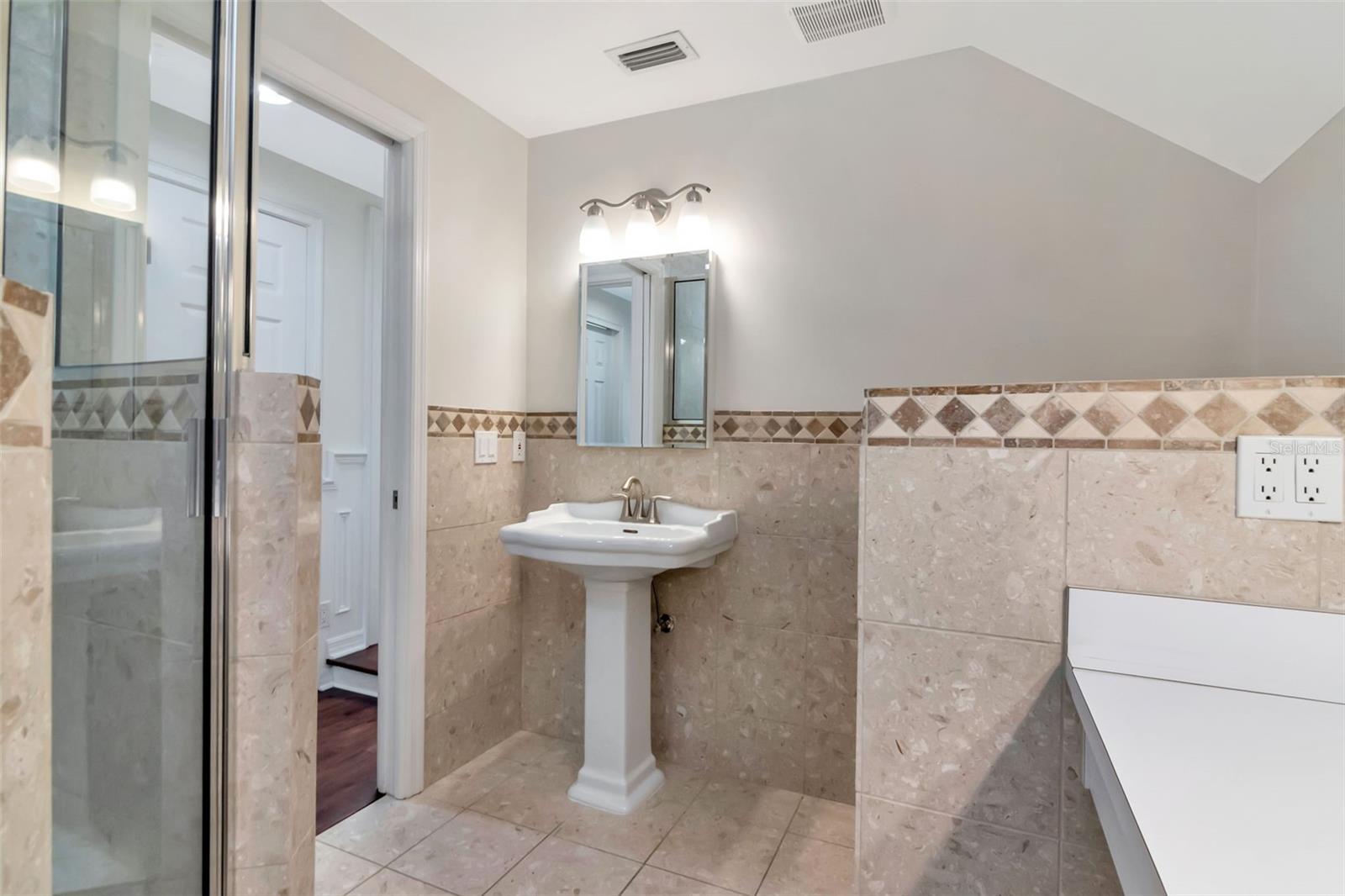 VILLAGE/SCOTT LAKE - Residential