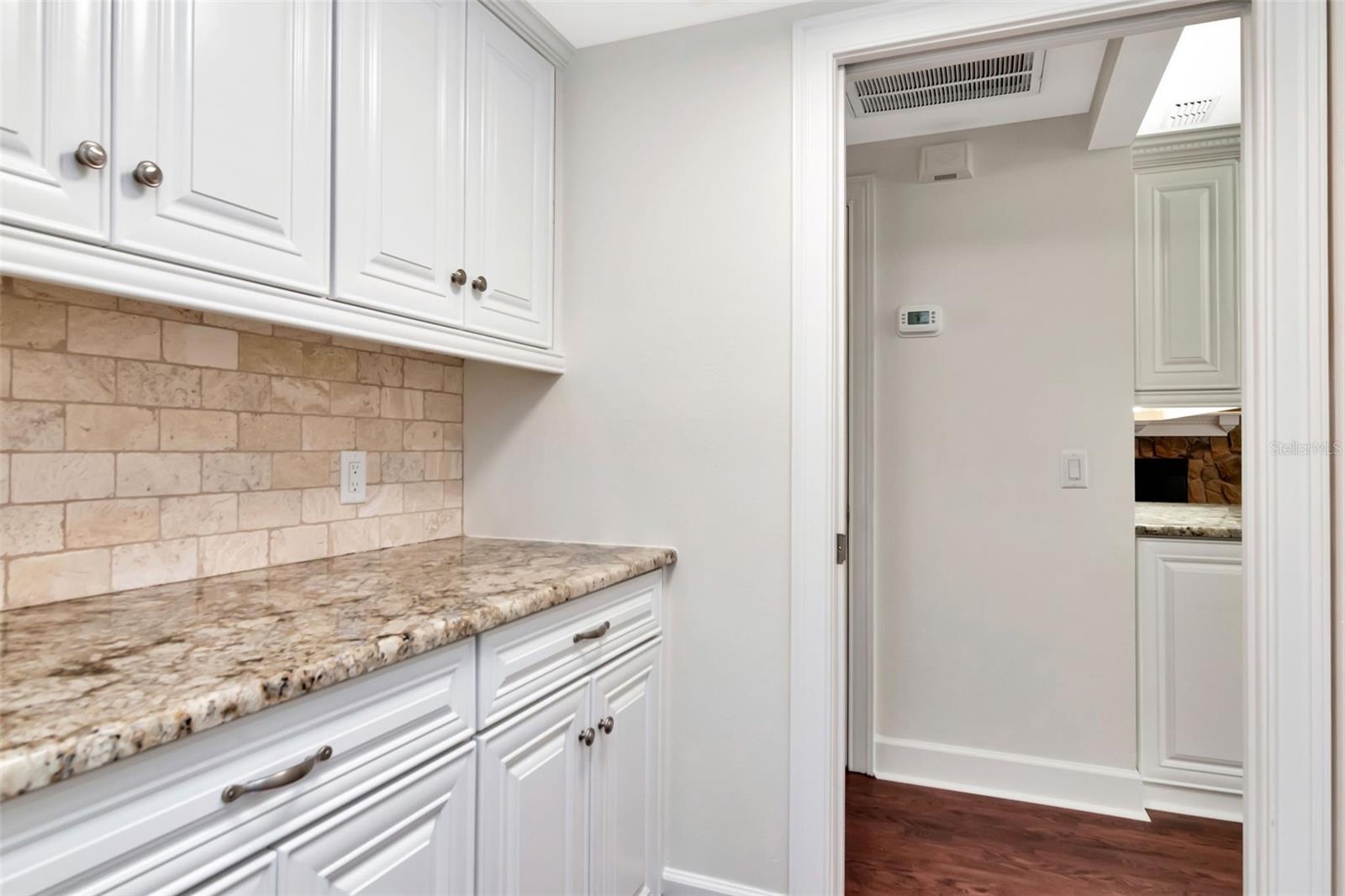 VILLAGE/SCOTT LAKE - Residential