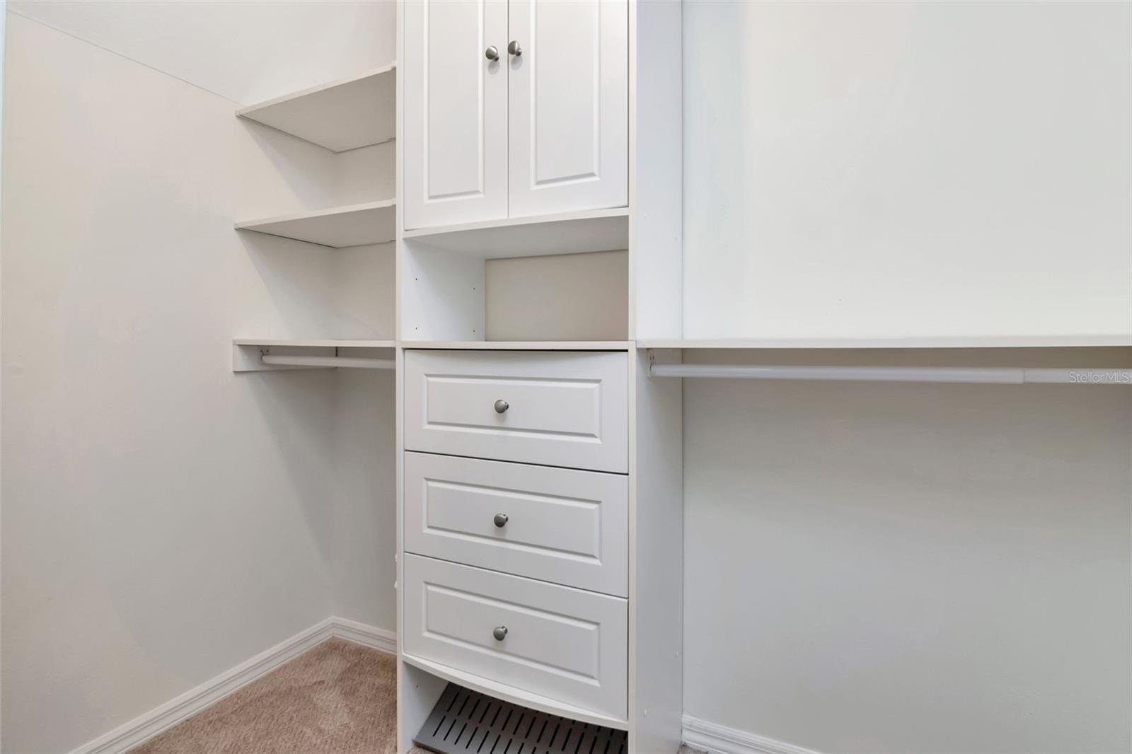 VILLAGE/SCOTT LAKE - Residential