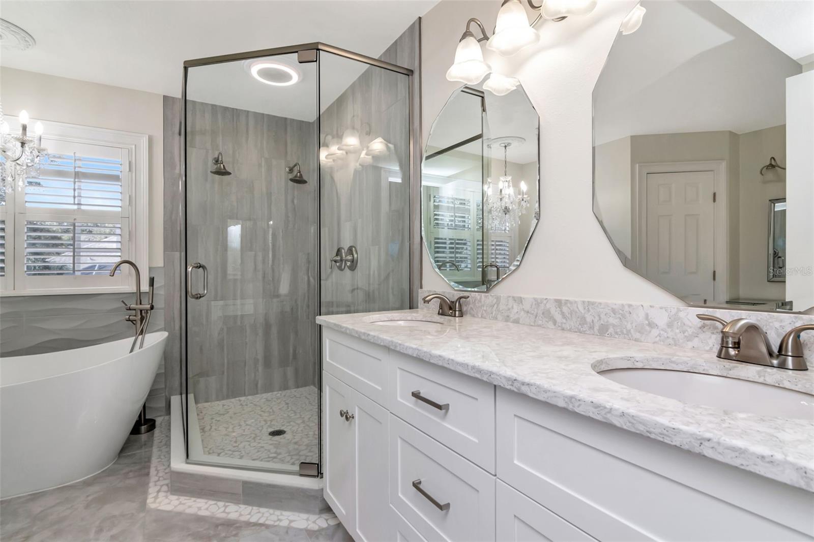 VILLAGE/SCOTT LAKE - Residential