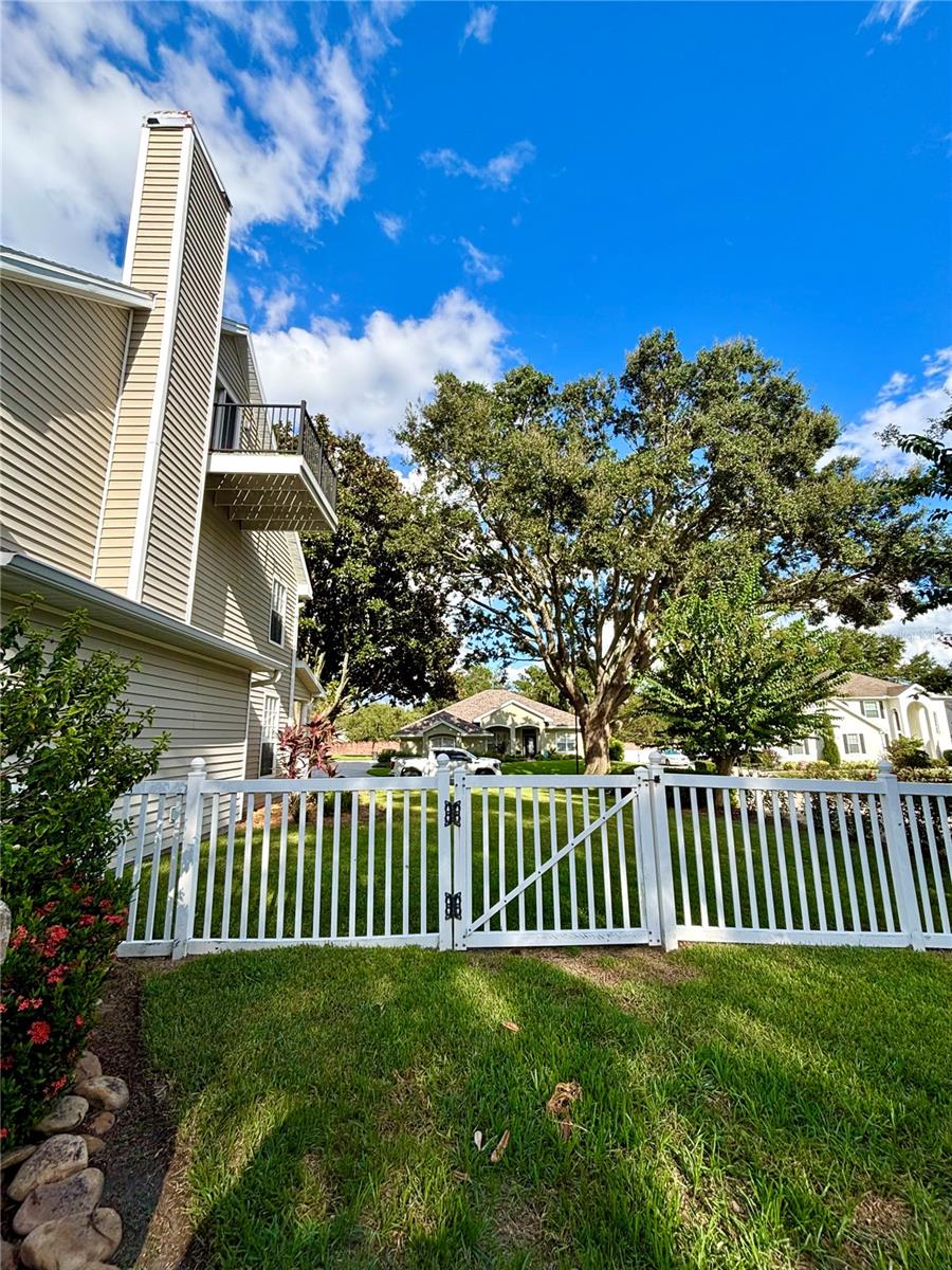 VILLAGE/SCOTT LAKE - Residential