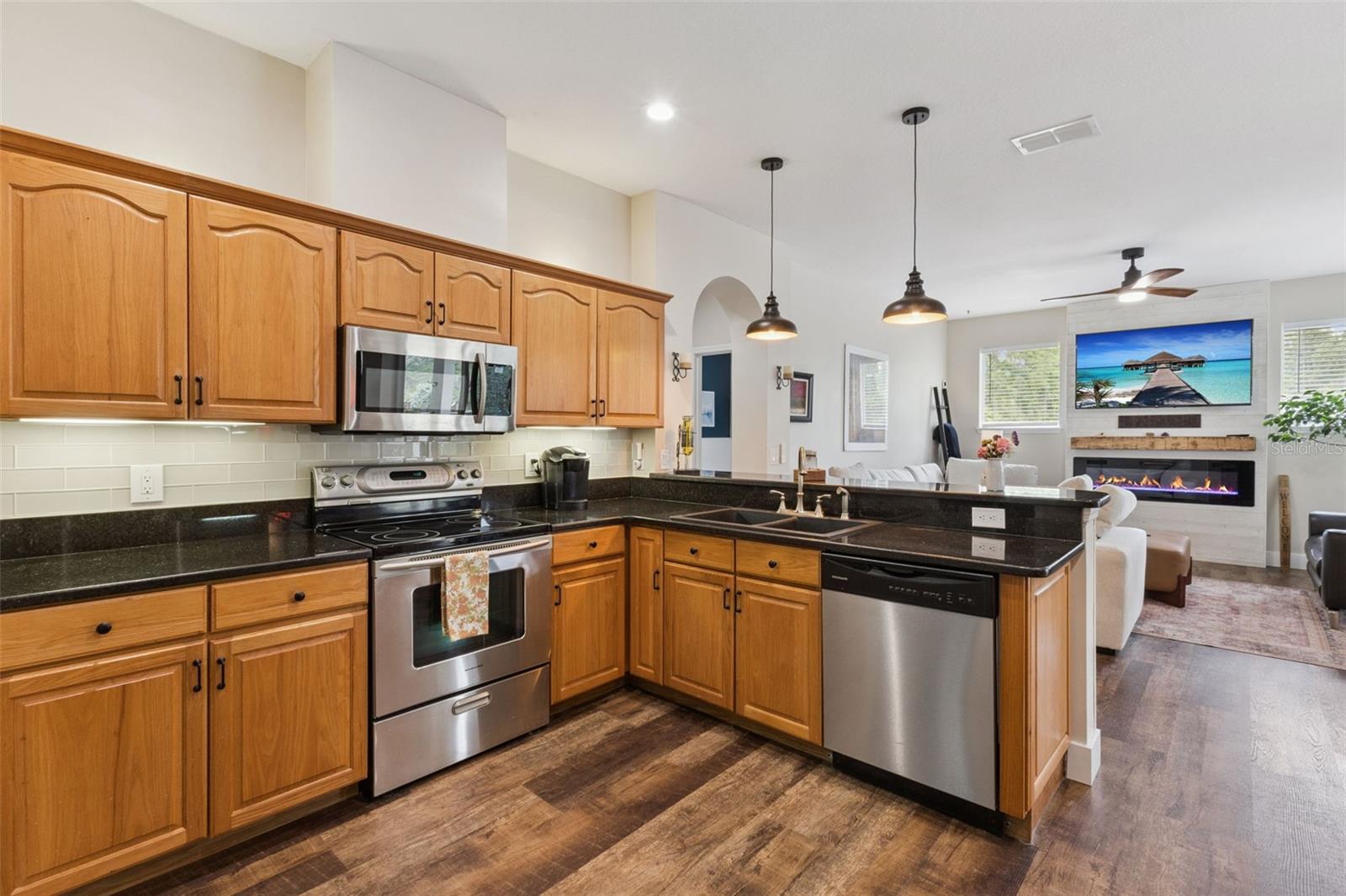 THE COUNTRY CLUB OF MOUNT DORA - Residential