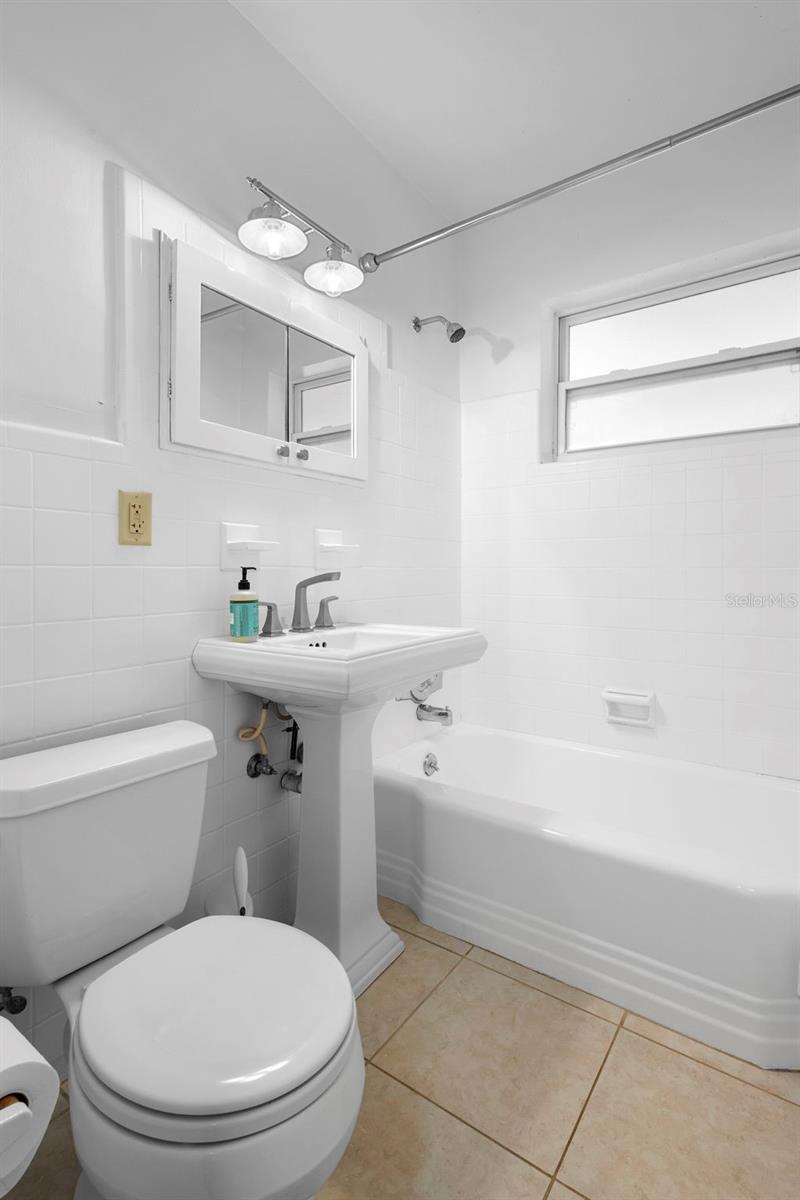 AUDUBON PARK TANAGER SEC - Residential Lease