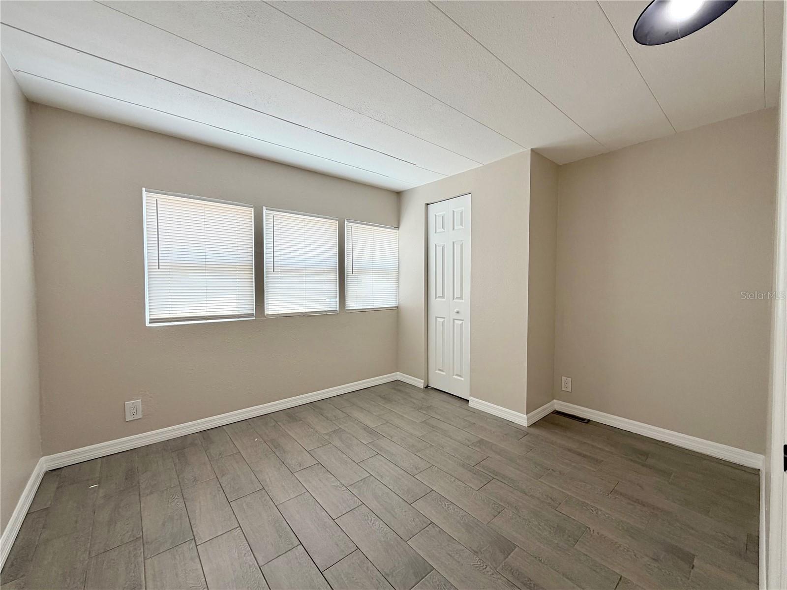 JENSEN PARK VILLAGE - Residential