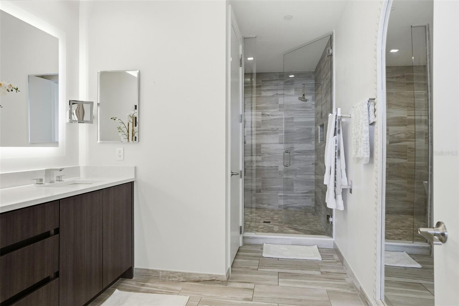 MARINA POINTE EAST - Residential