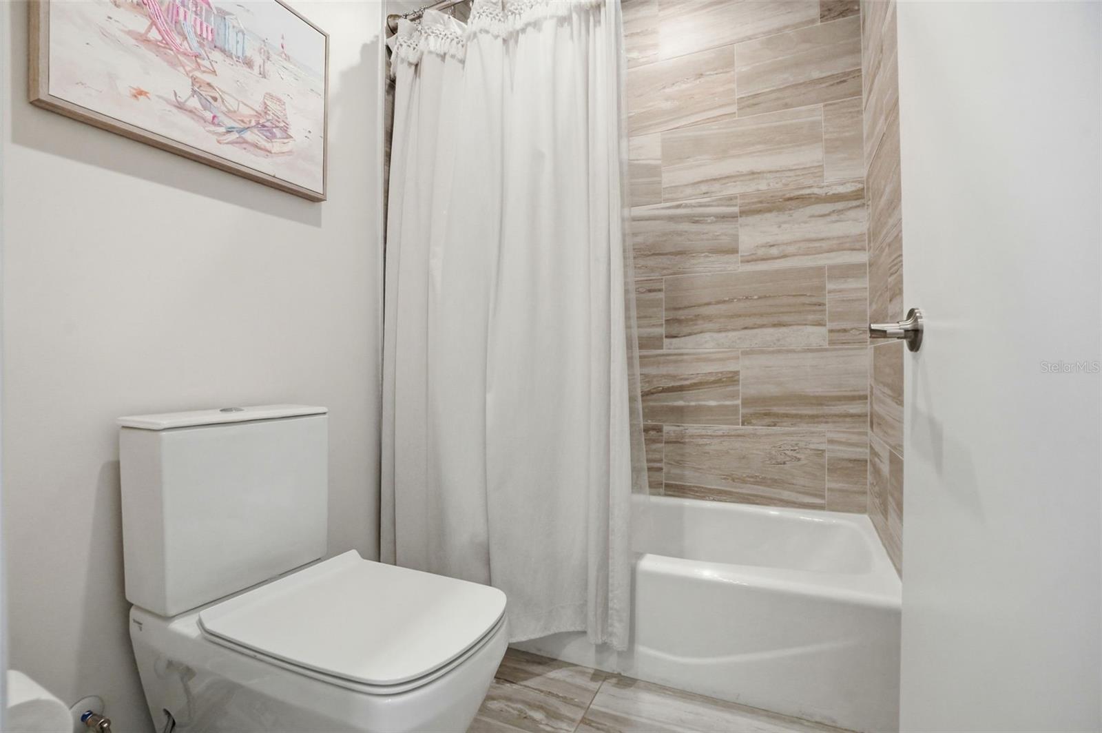 MARINA POINTE EAST - Residential