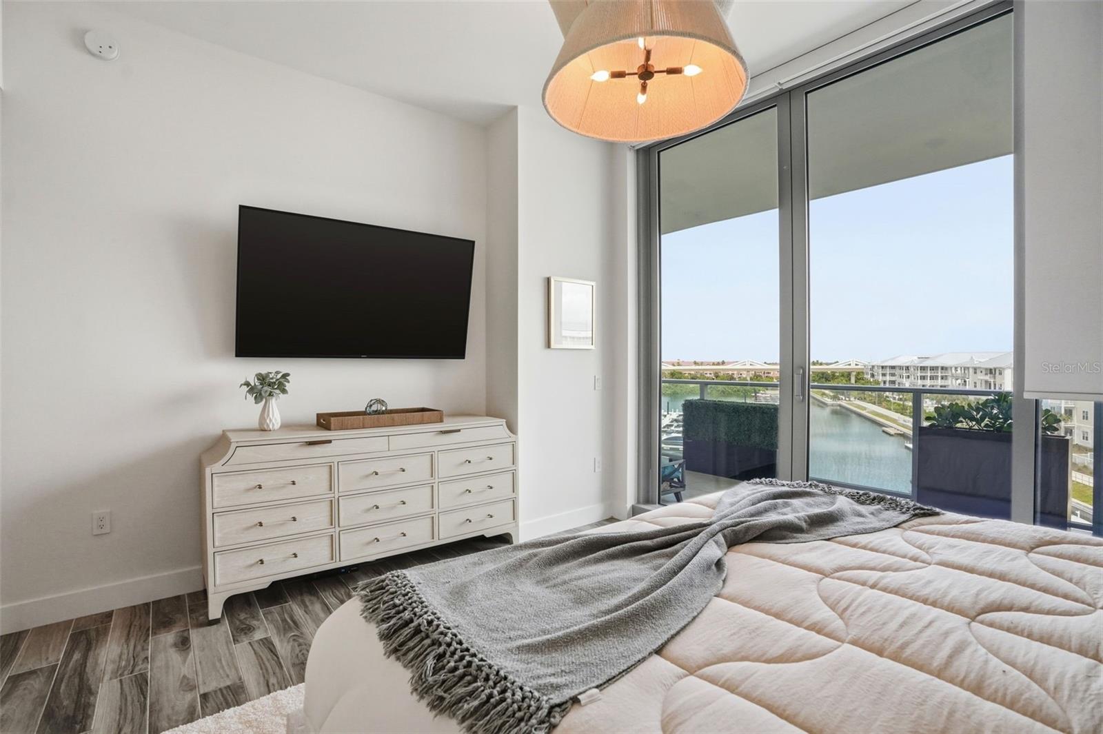 MARINA POINTE EAST - Residential