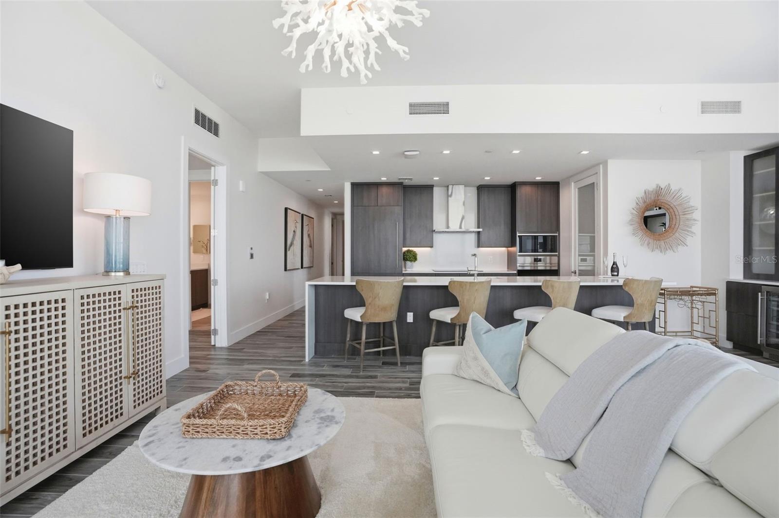 MARINA POINTE EAST - Residential