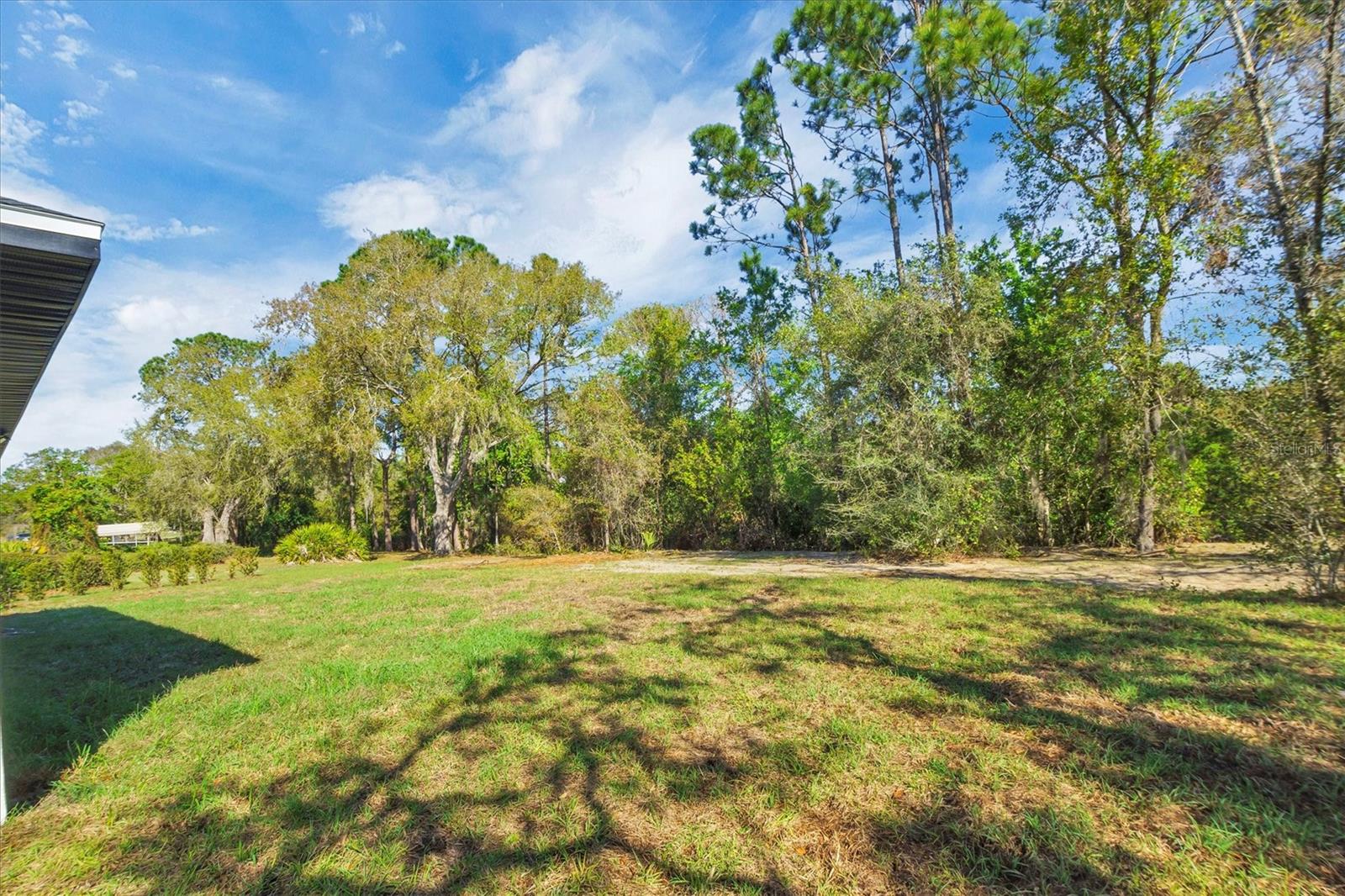 WALK IN WATER LAKE ESTATES PH 03 - Residential