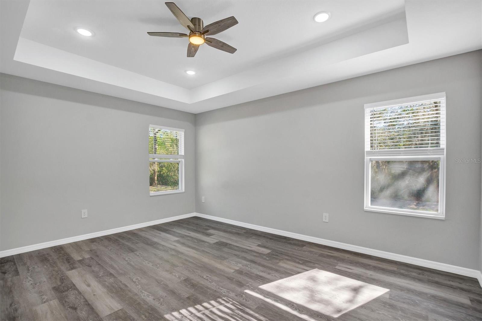 WALK IN WATER LAKE ESTATES PH 03 - Residential